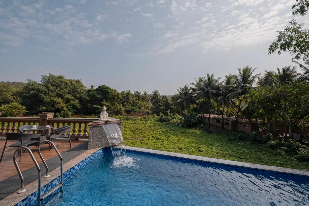Infinity pool with views