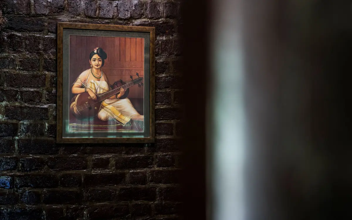 Every painting in the home has a story to tell. Can you guess the story behind this one?