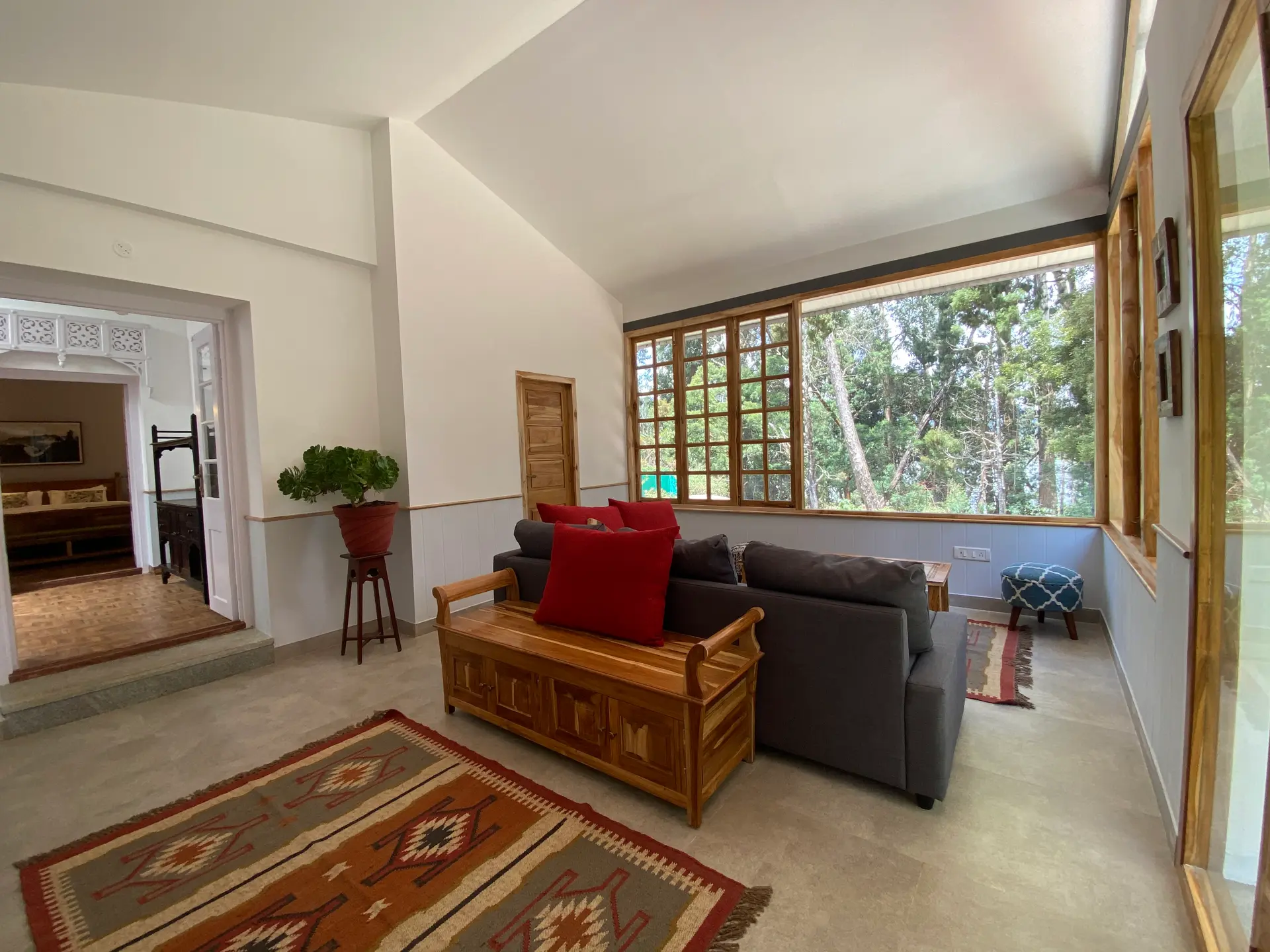 Image 6 of the property