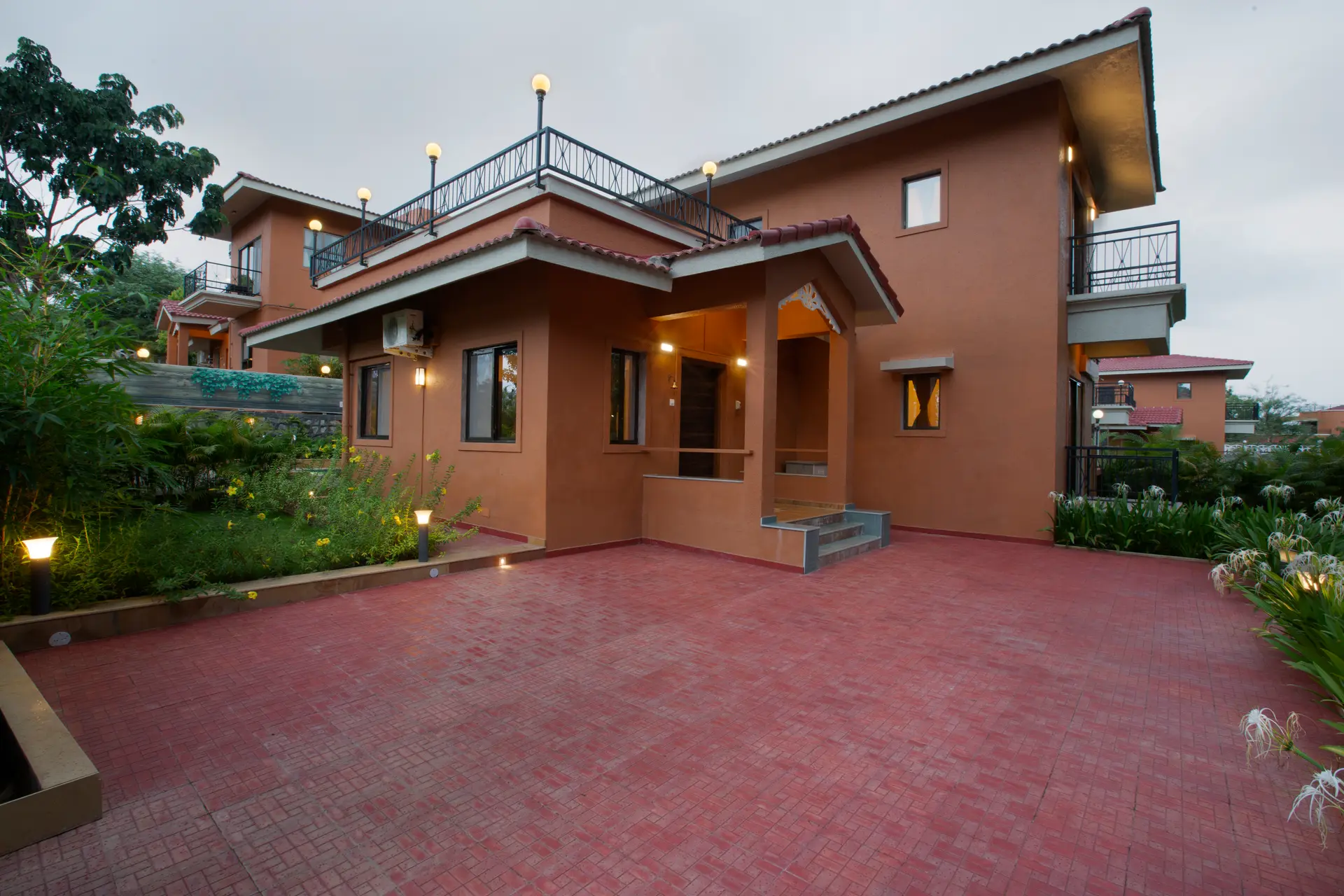 Image 14 of the property