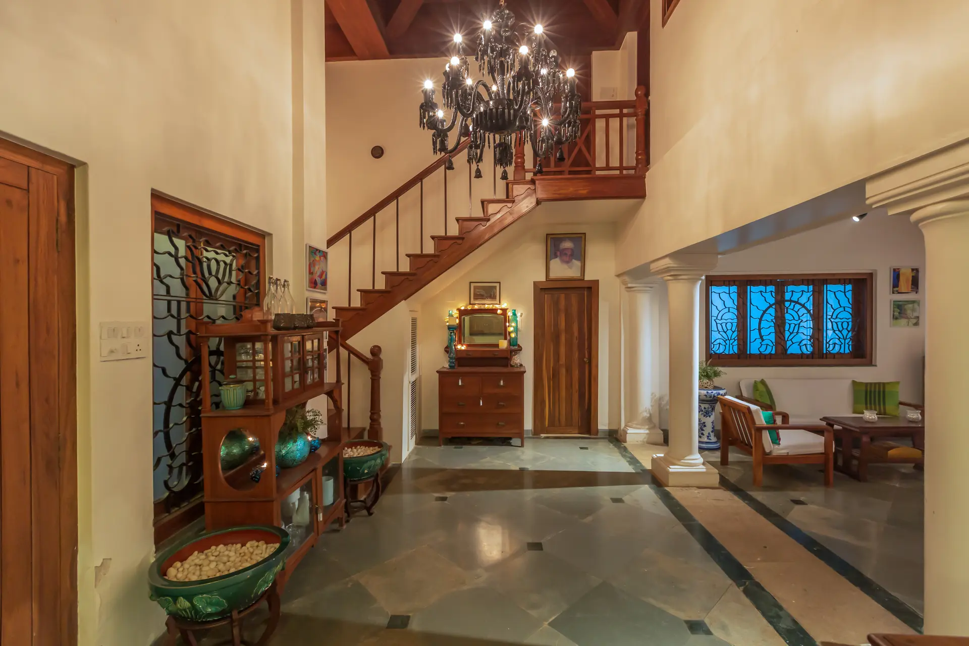 Image 8 of the property