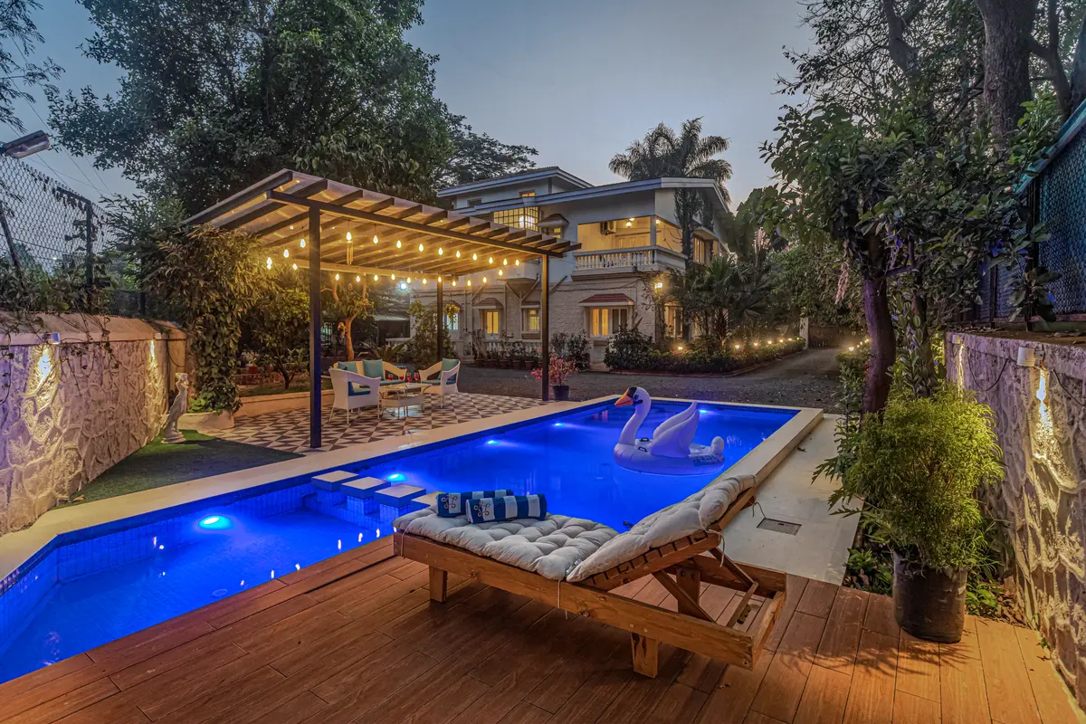 Take a dip in the pool and let the kids splash around in the pool.