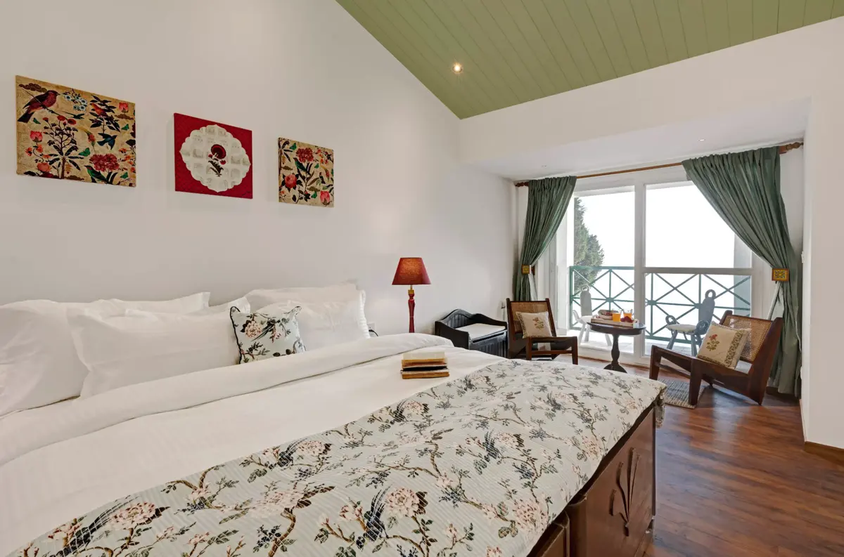 Cozy and breezy bedrooms to give you the best comfort.