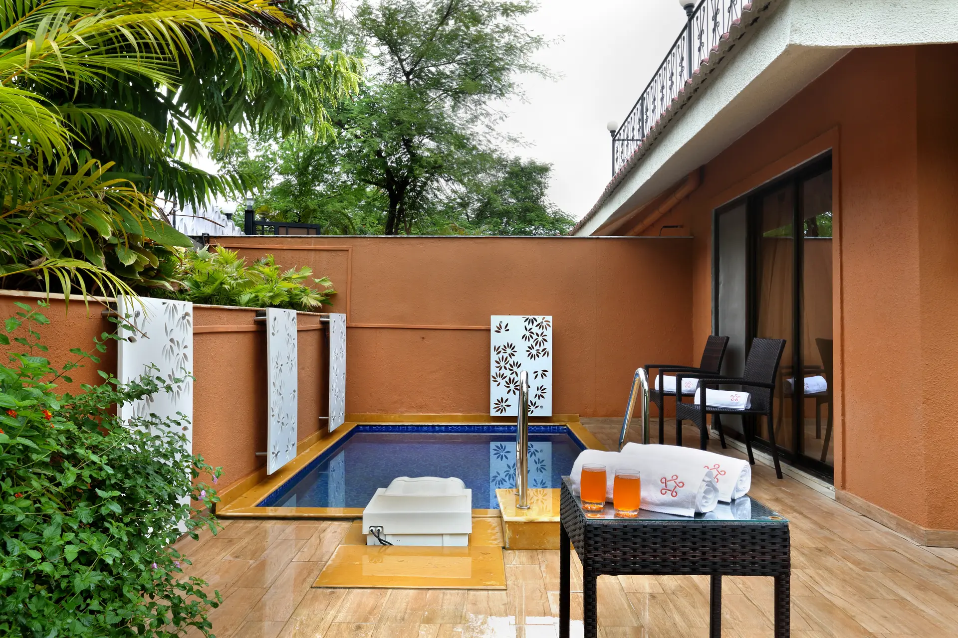 Dhyana Nithyam Ekaant (8 Bedroom Entire Stay)