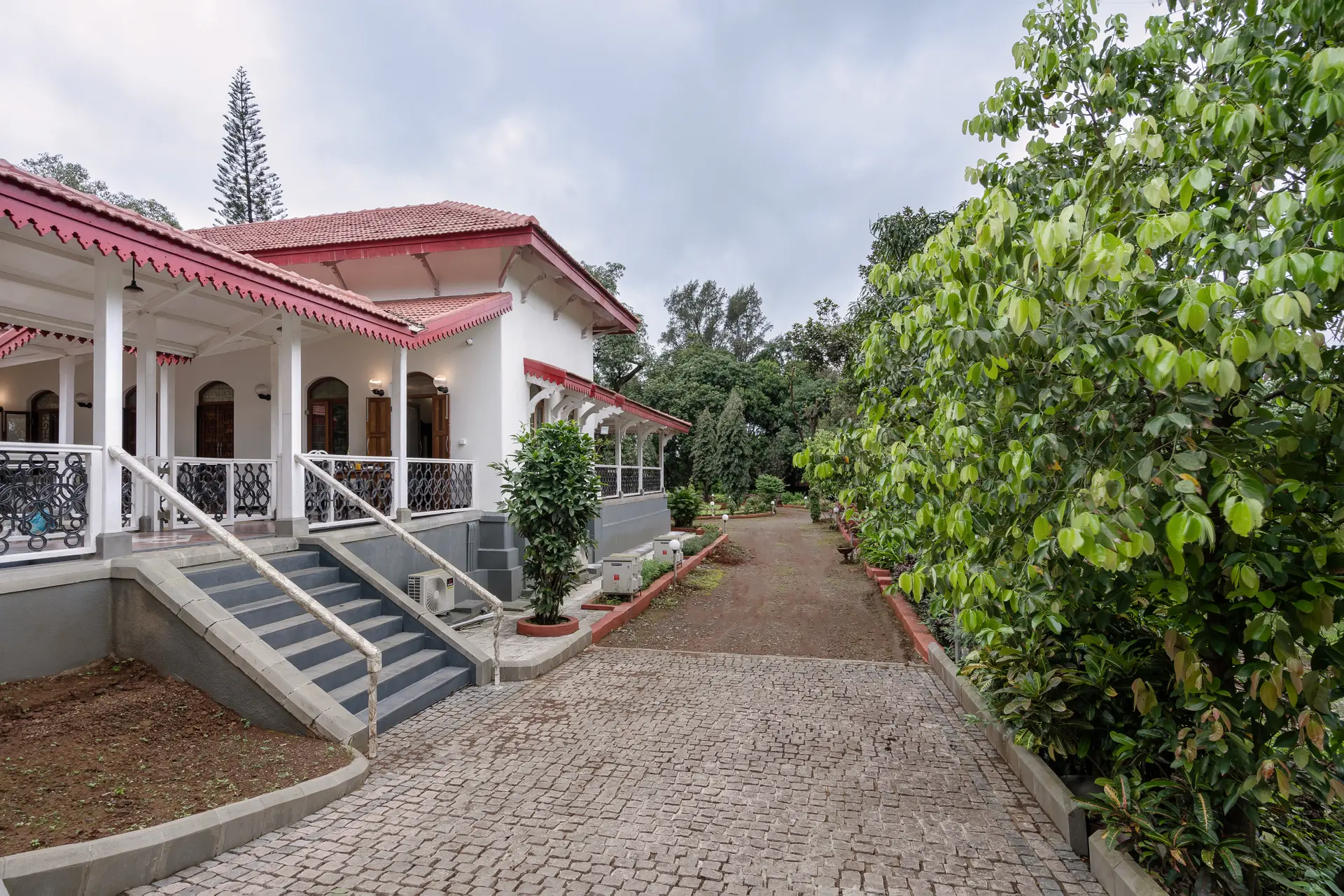 Image 7 of the property