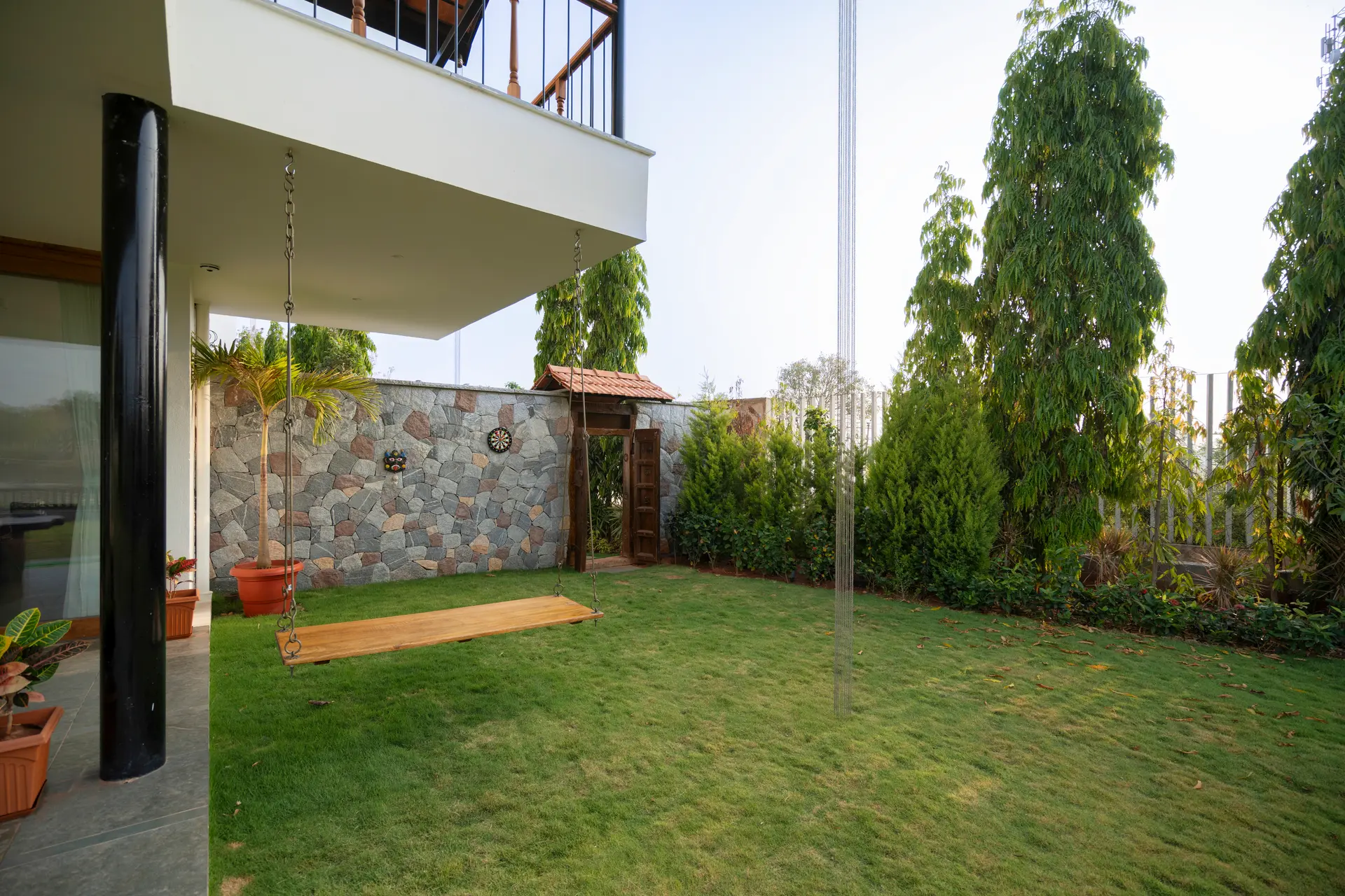 Image 12 of the property