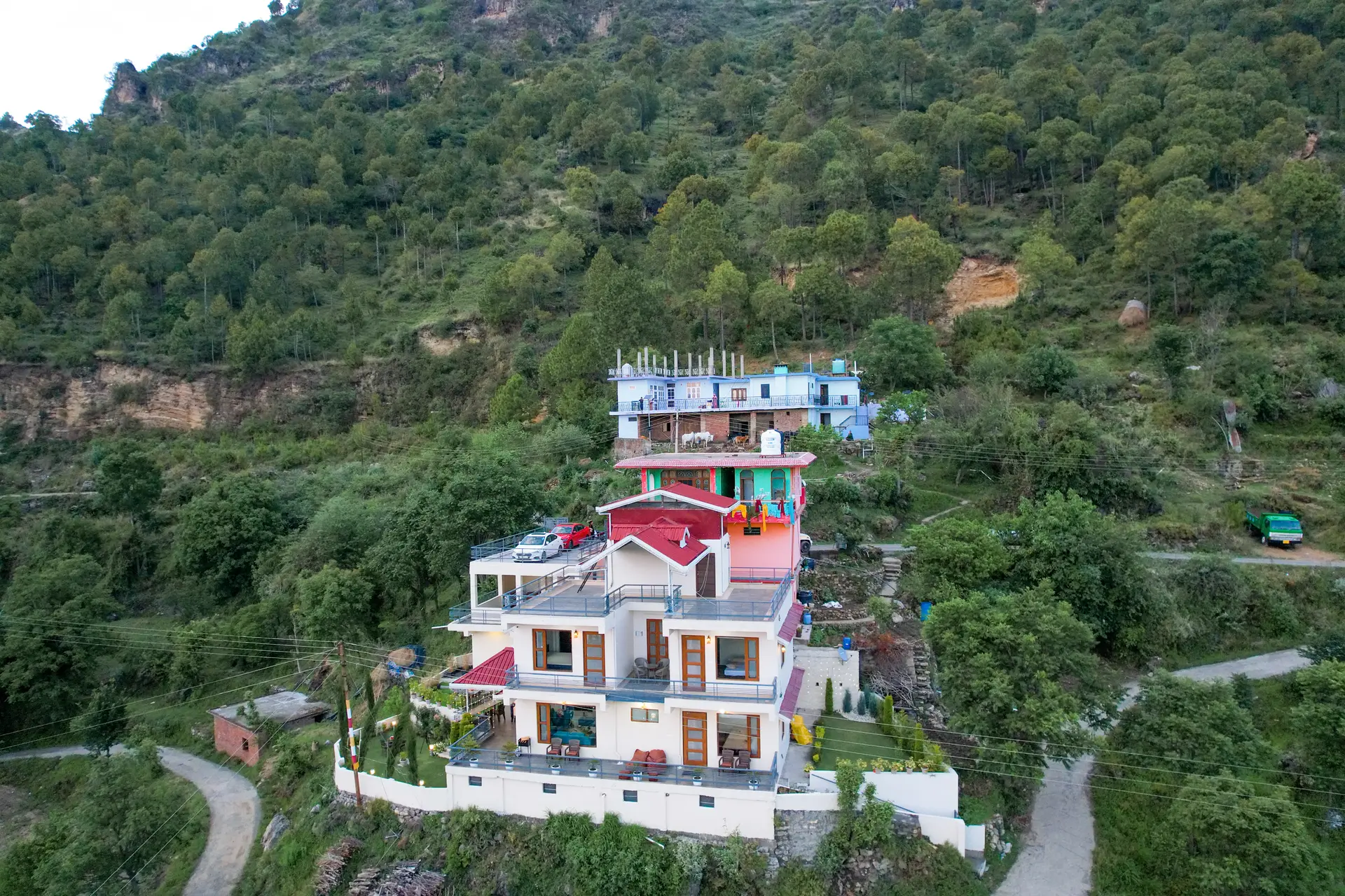 Image 33 of the property