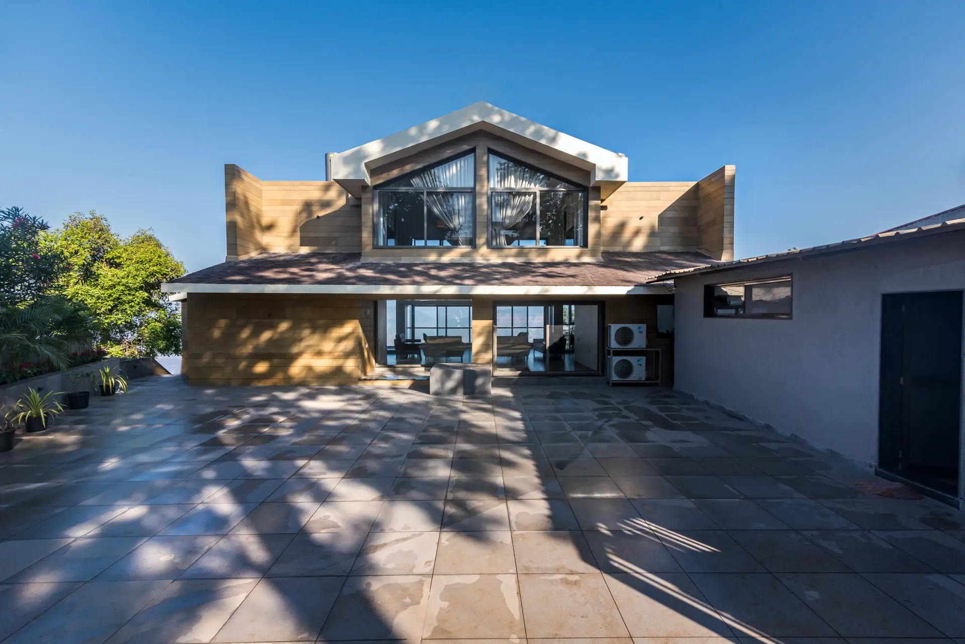Image 32 of the property