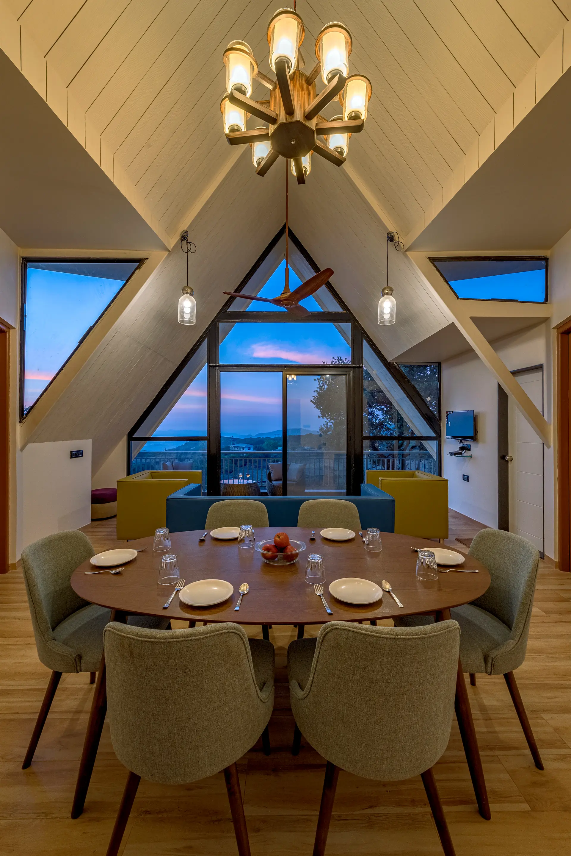 Image 17 of the property