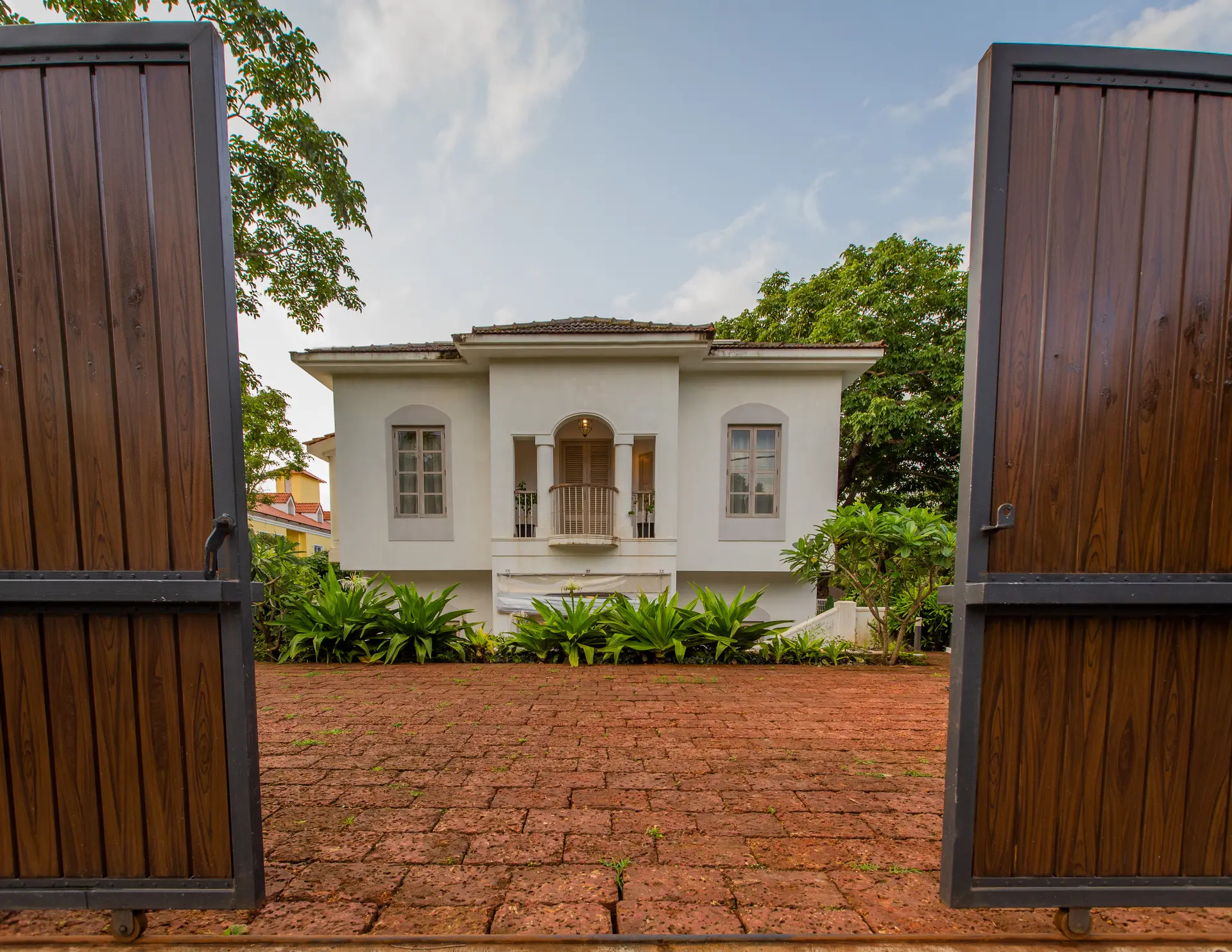Image 8 of the property
