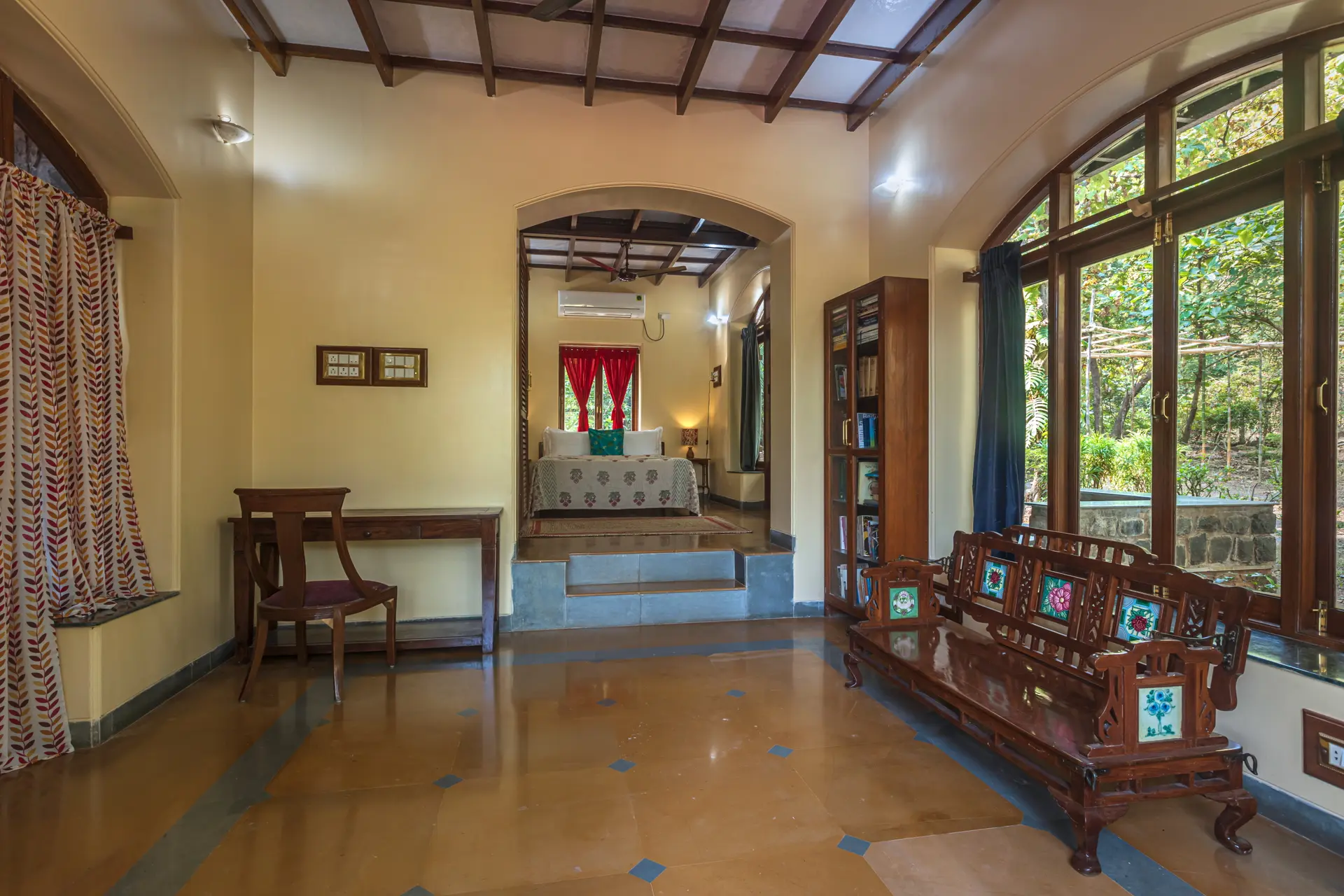 Image 10 of the property