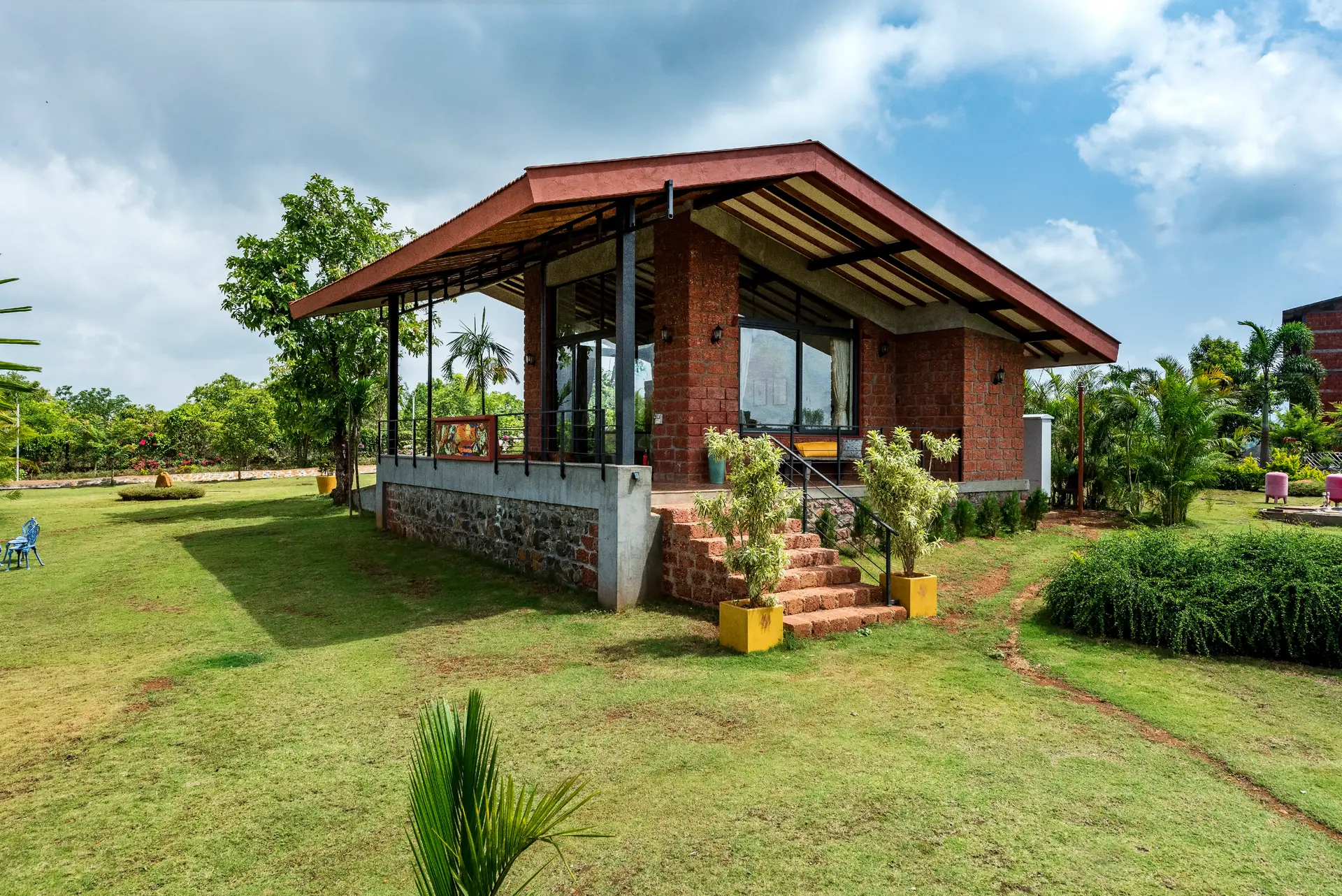 Image 27 of the property