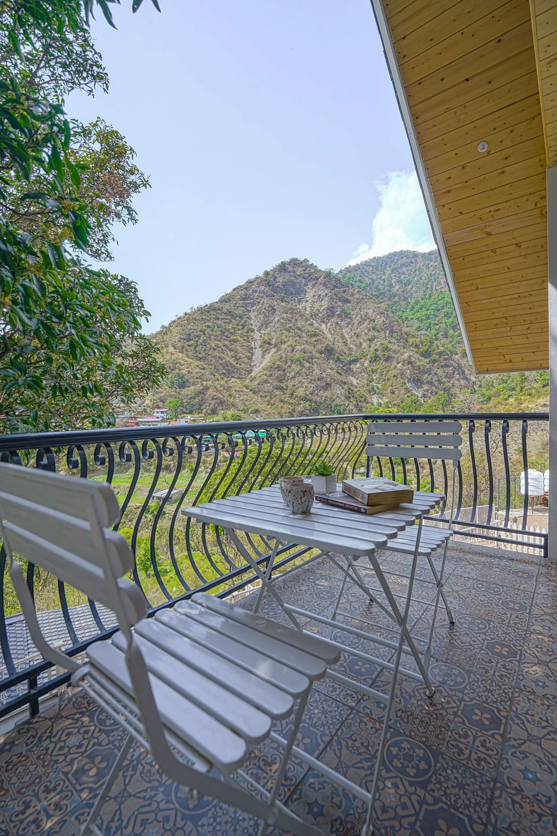 Image 10 of the property