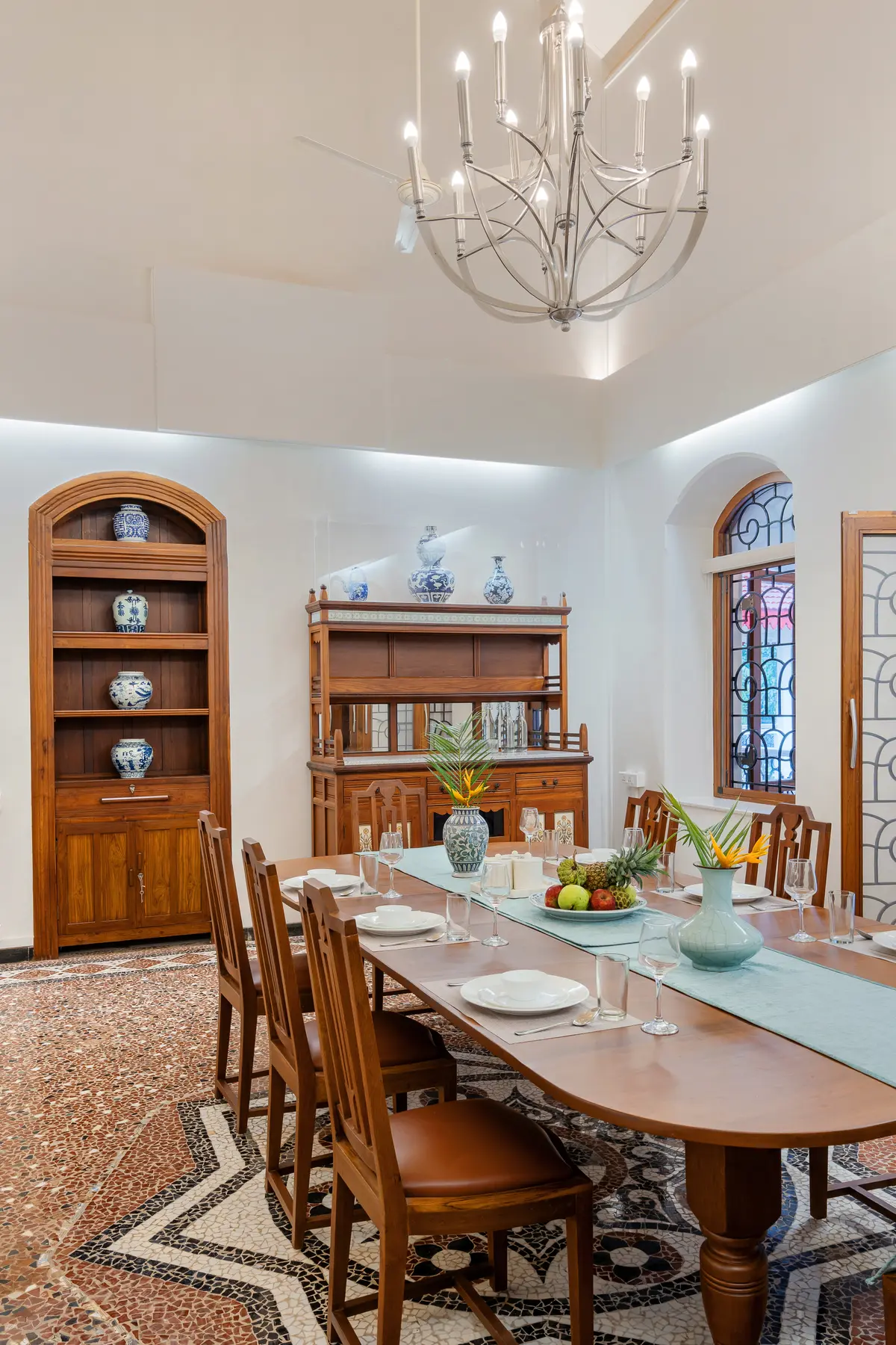 Bond over meals around the dining table