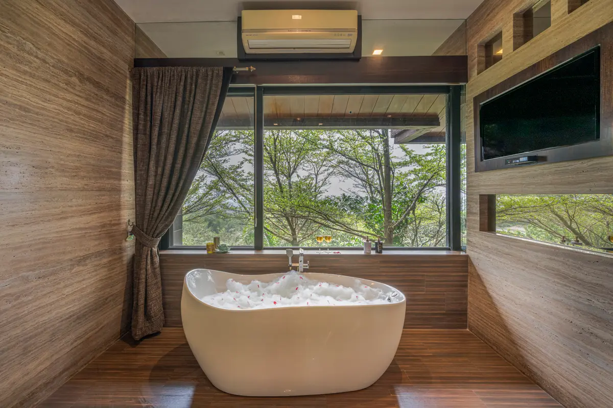 A relaxing bath with a view