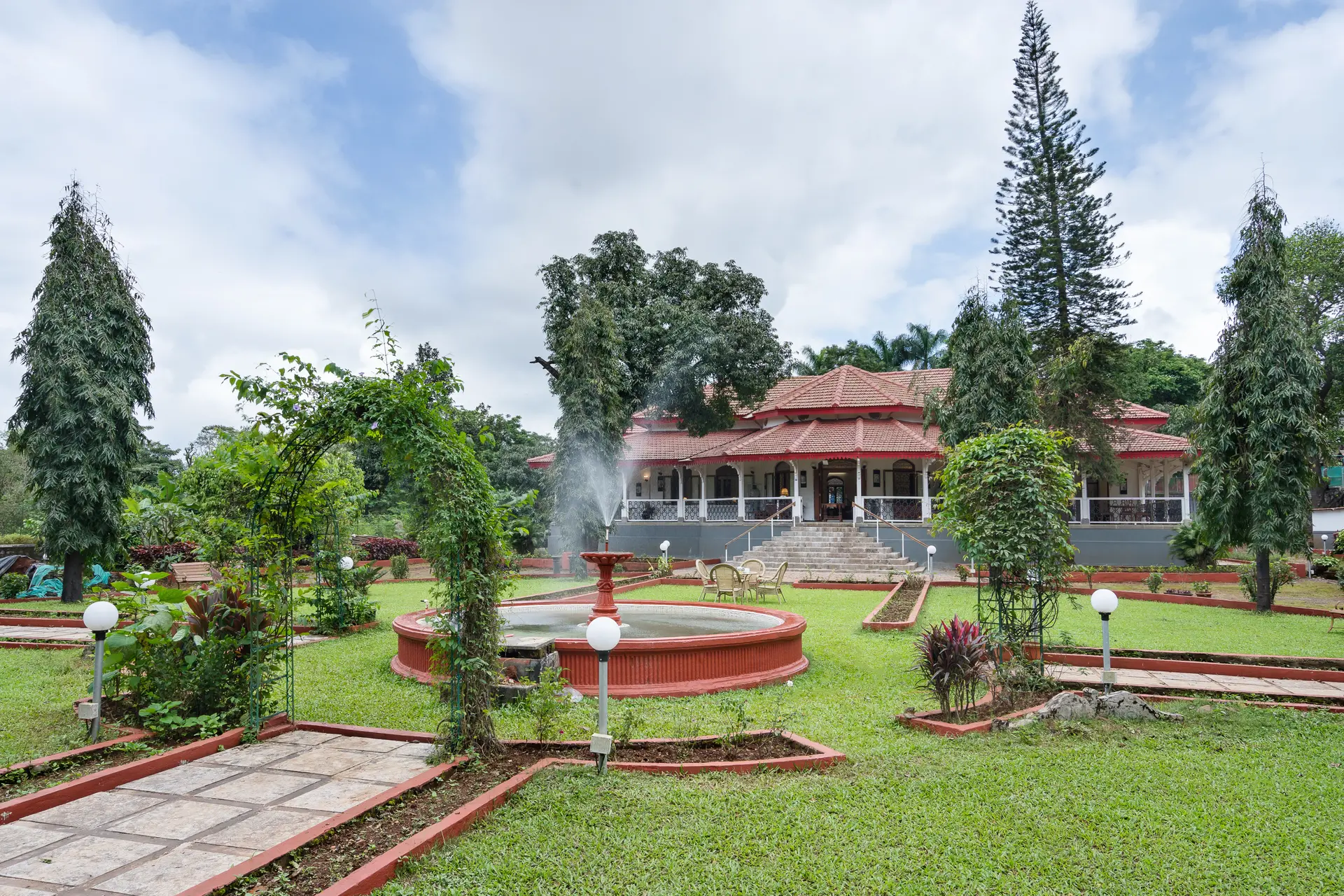 Image 33 of the property