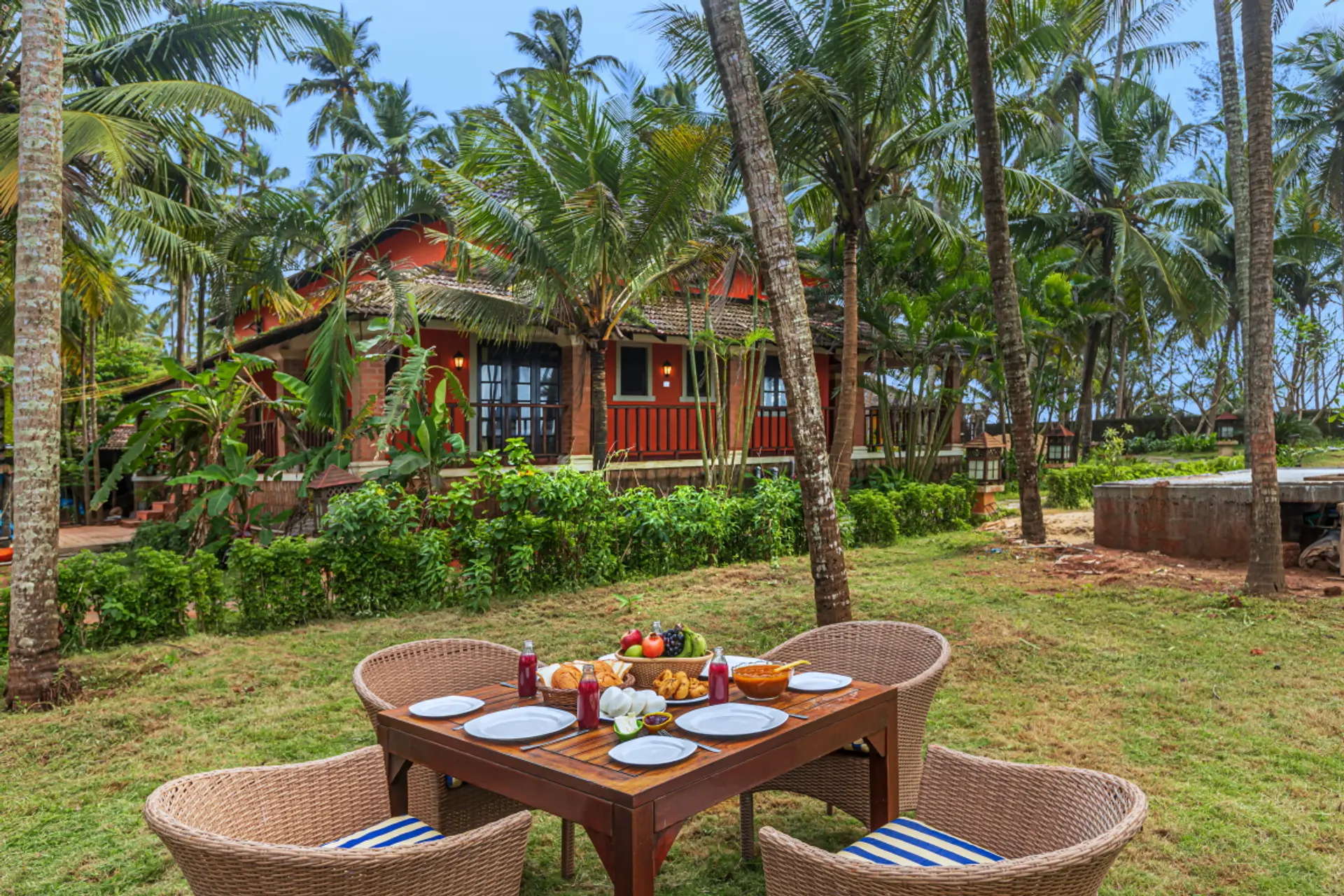 Blue Flag House - Villa in Hejamady, Karnataka
