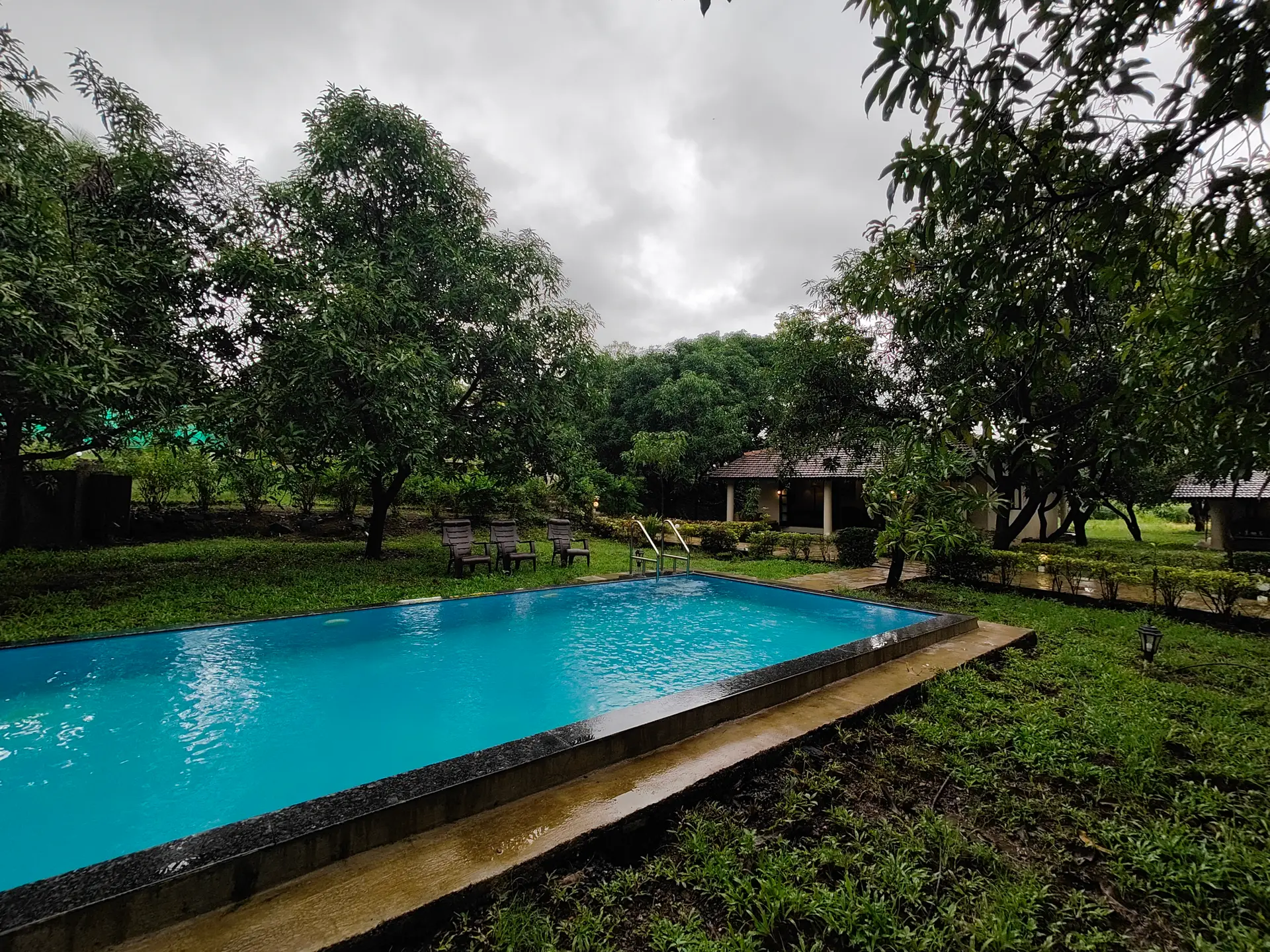 Mango Huts by the River (2 Bedroom Cottage) - Raigad -Khopoli, Maharashtra