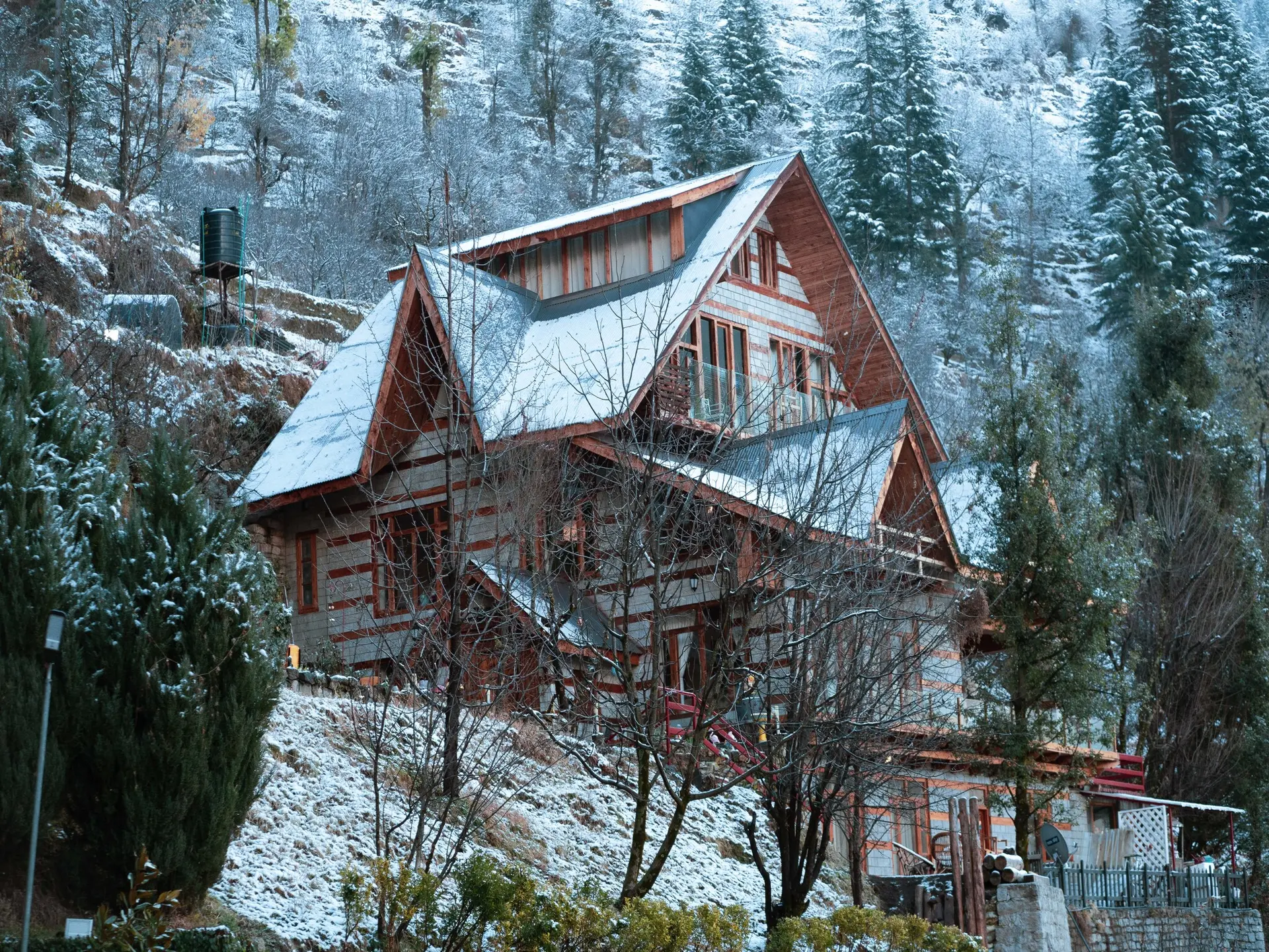 Image 3 of the property