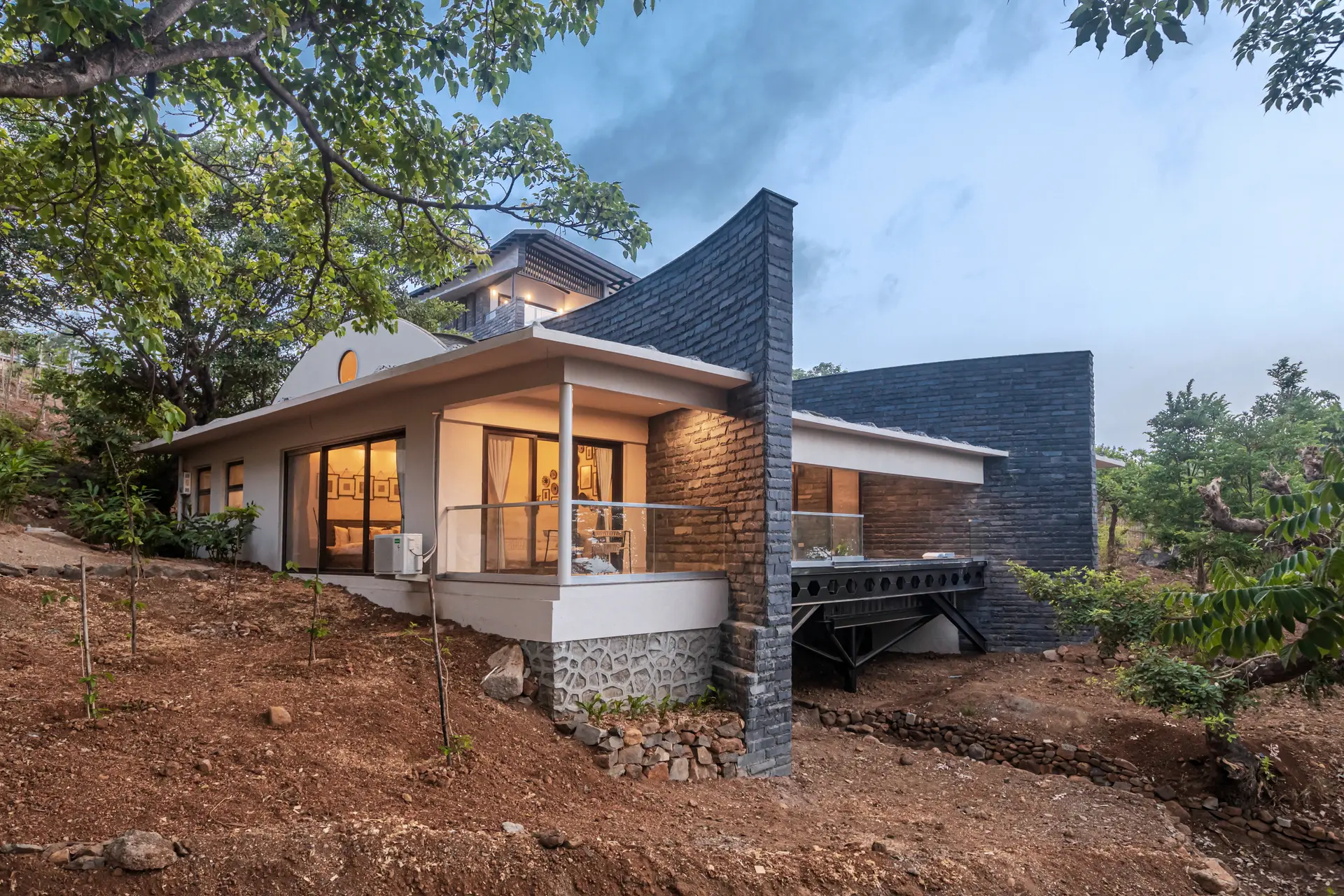 Image 32 of the property