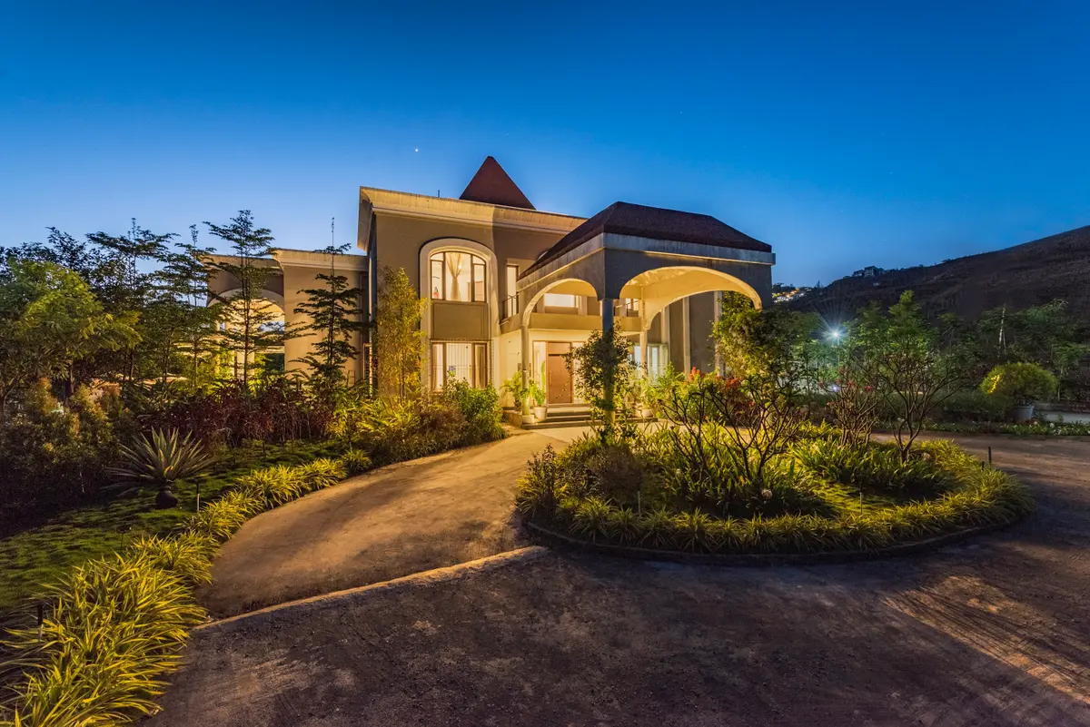 A luxurious escape near pawna 