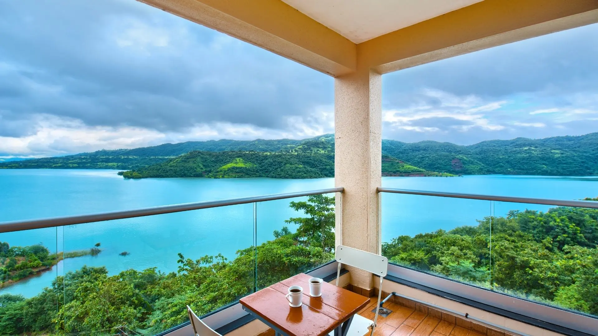 Riverdale - 4 bedroom pool home in Lavasa