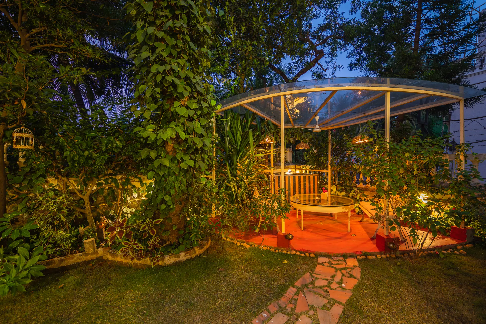 Image 8 of the property