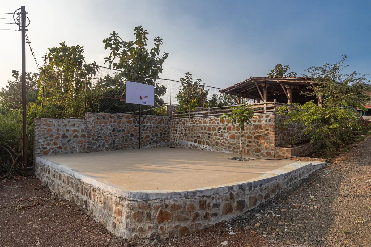 Indulge in adventurous outdoor games