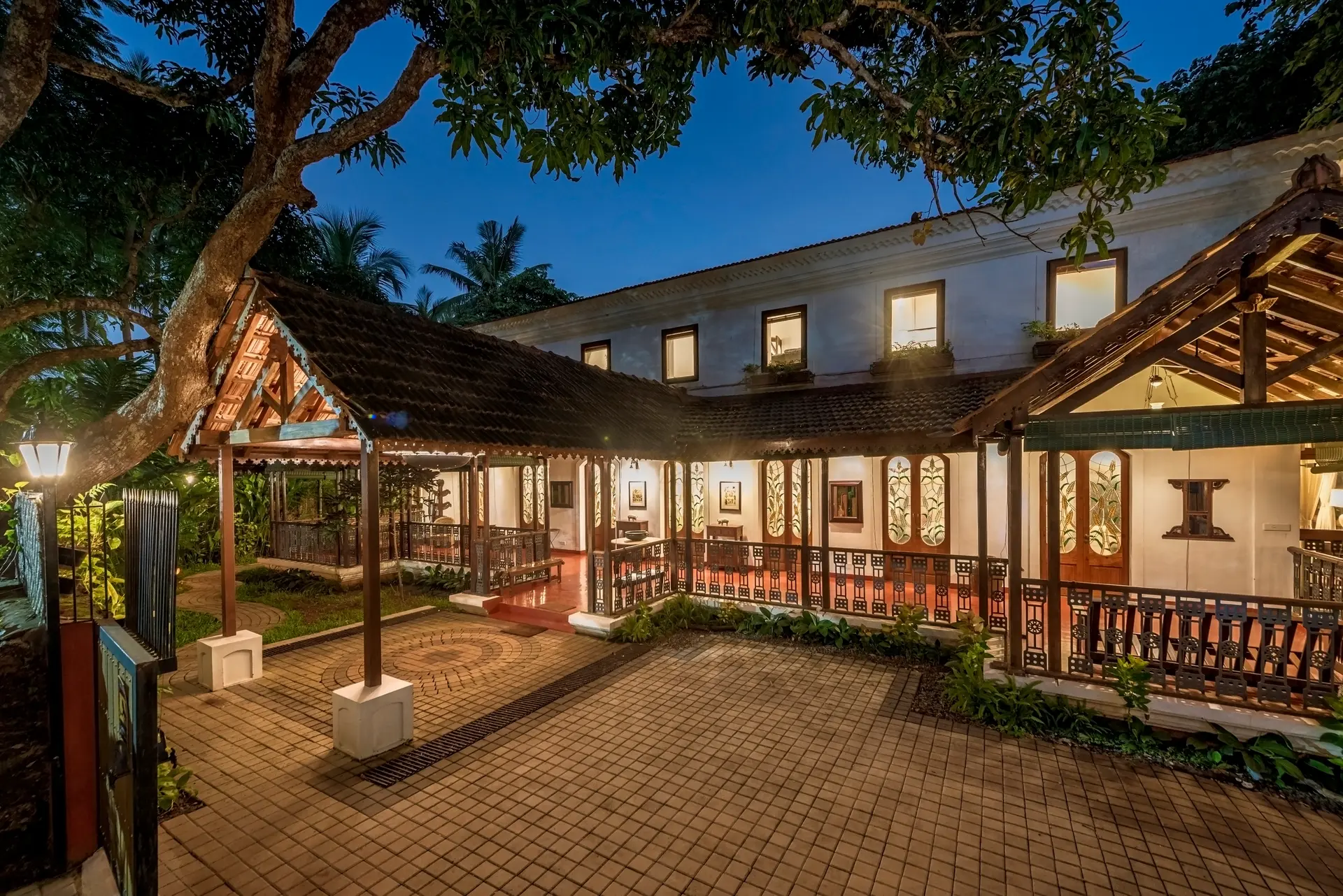 Image 15 of the property