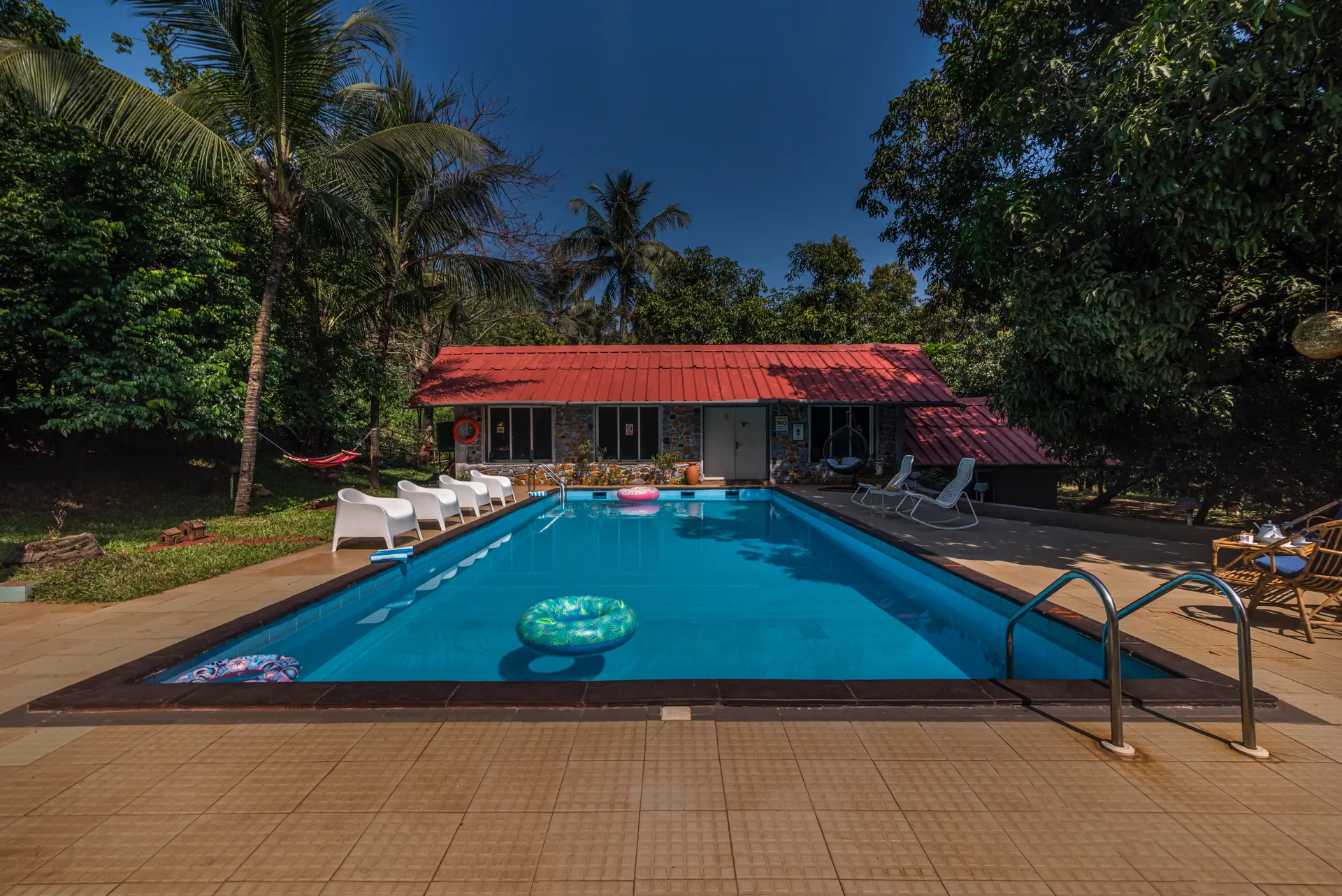 Meadowbrook - Raigad 