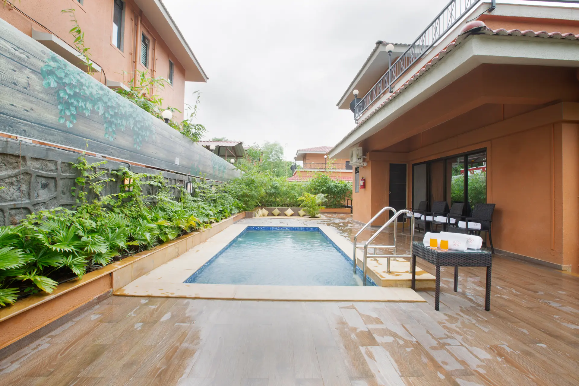 Dhyana Nithyam Ekaant (8 Bedroom Entire Stay)