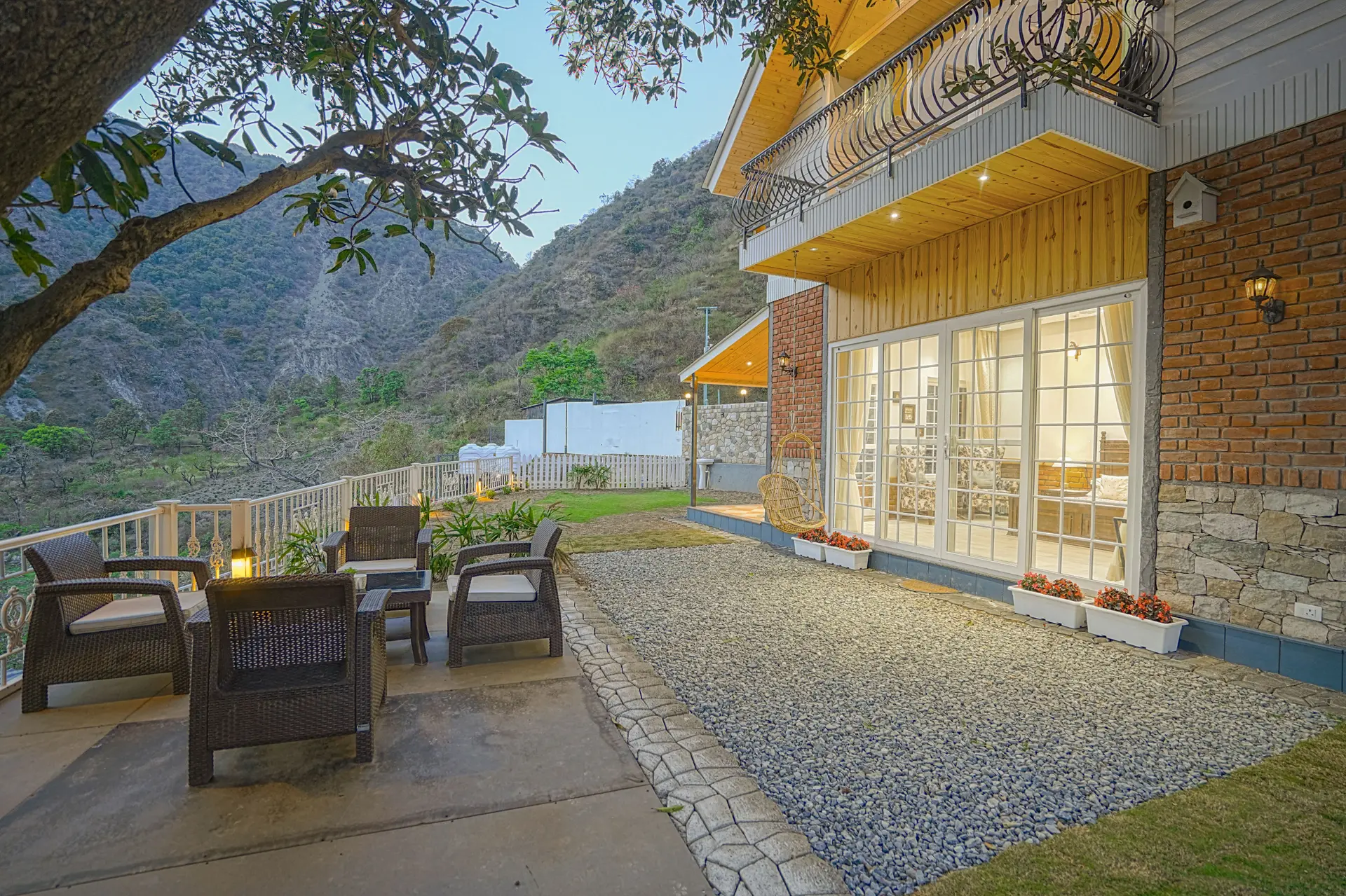 Image 26 of the property