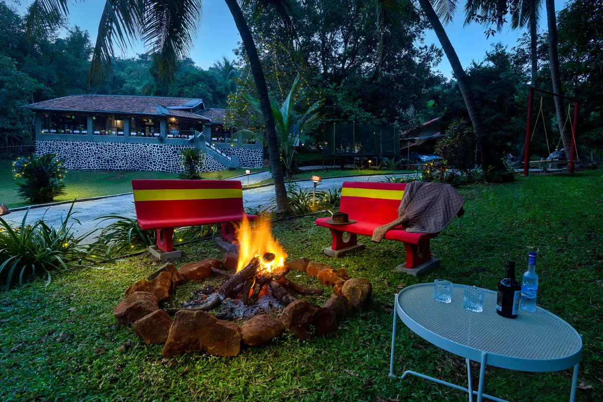 Chilling in the evenings to starlit nights and crackling fires.