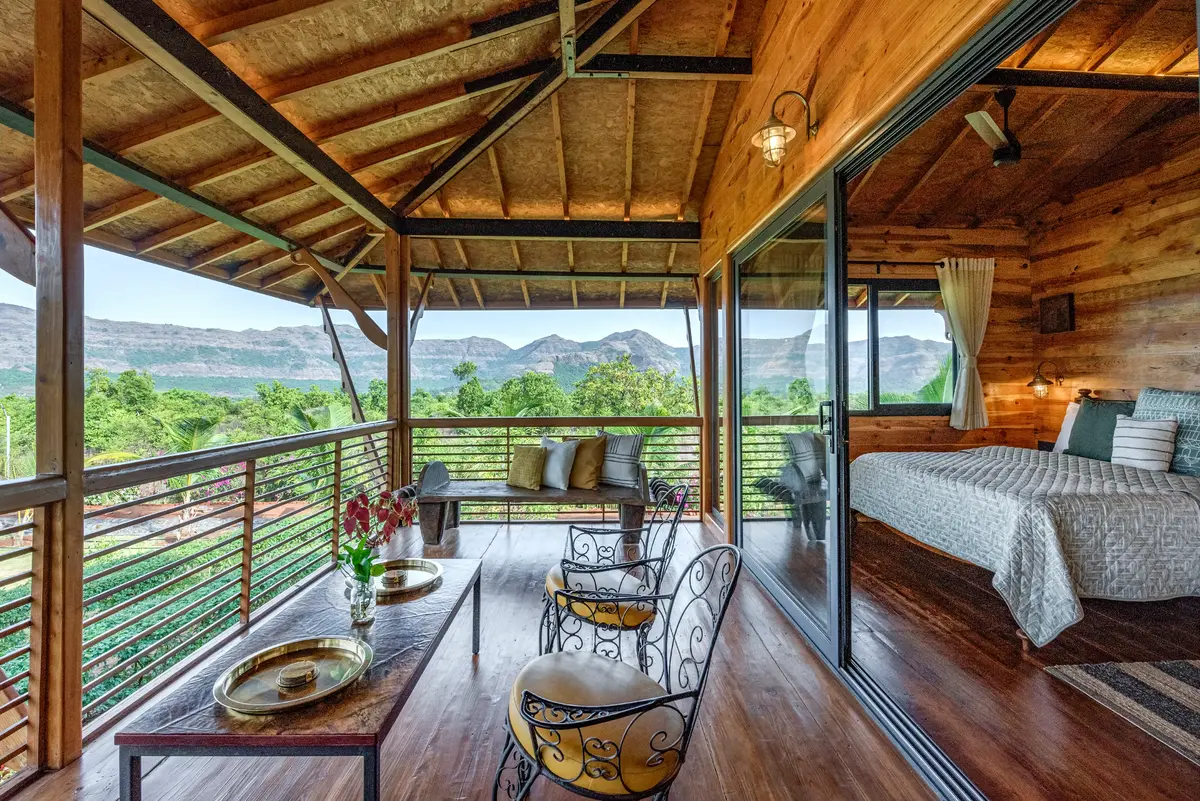 The balcony offers the perfect space to spend some quiet time with your loved ones