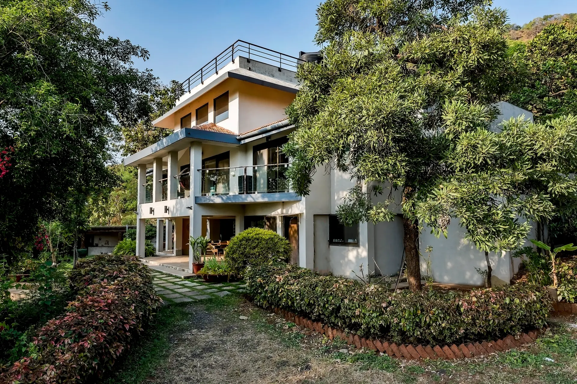 Image 6 of the property