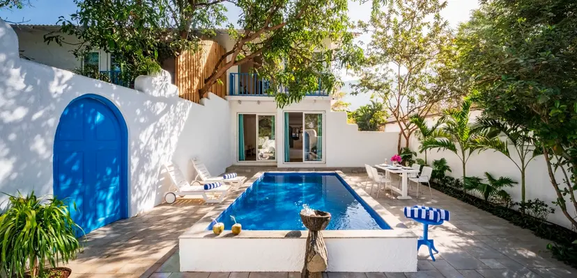 KAIROS Iris & Theos (5 bedroom villa), villas in Karjat