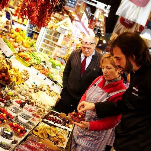 Clase de paella y Mercado de La Boquería en Barcelona