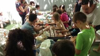 Patios escolares abiertos al barrio en El Til·ler