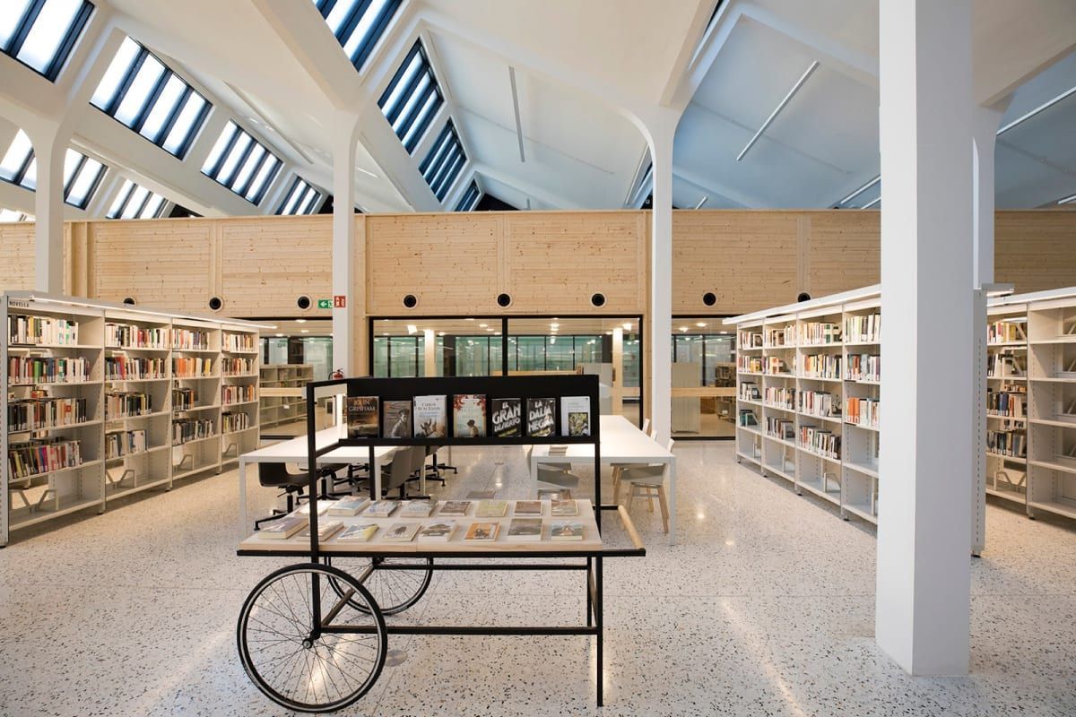 Biblioteca Montserrat Abelló 1
