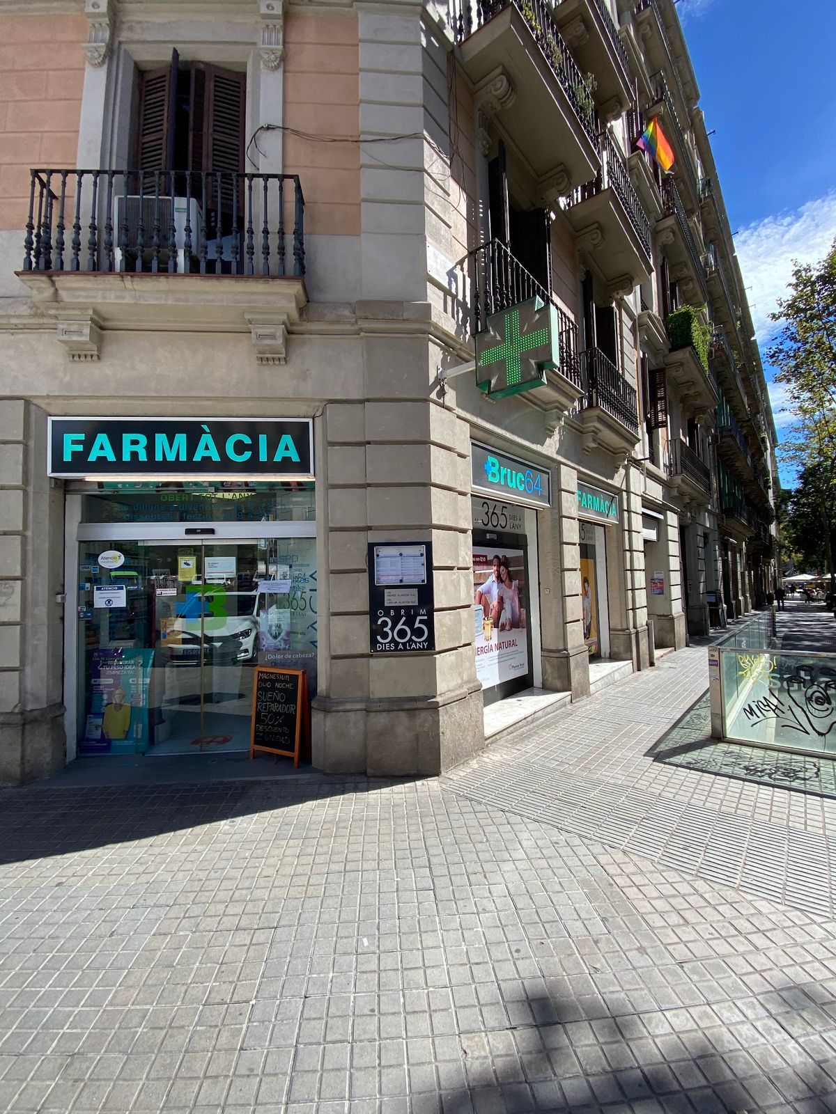 FARMÀCIA URUGUAIA 1