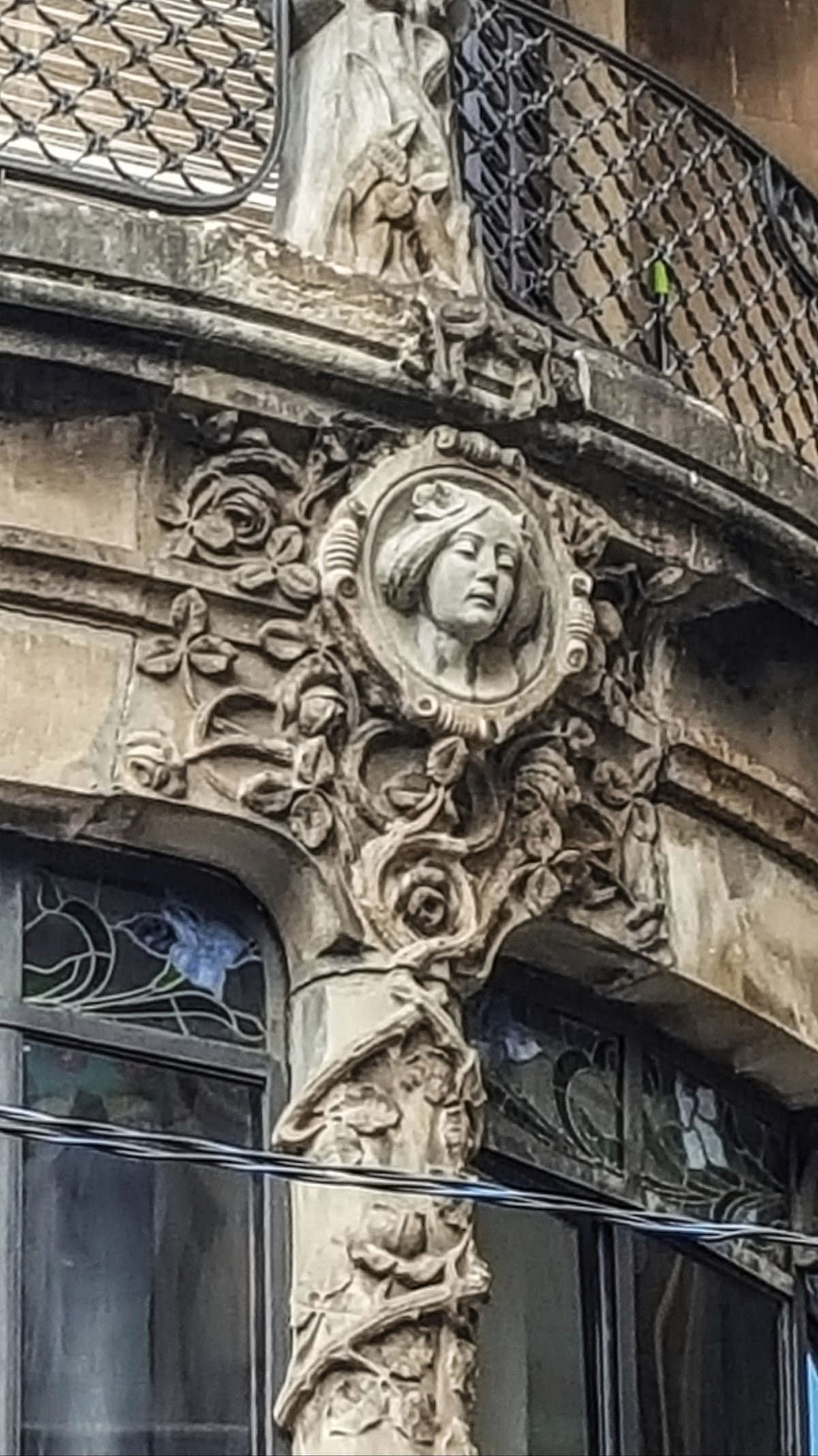 Cases modernistes del carrer de Sants 2