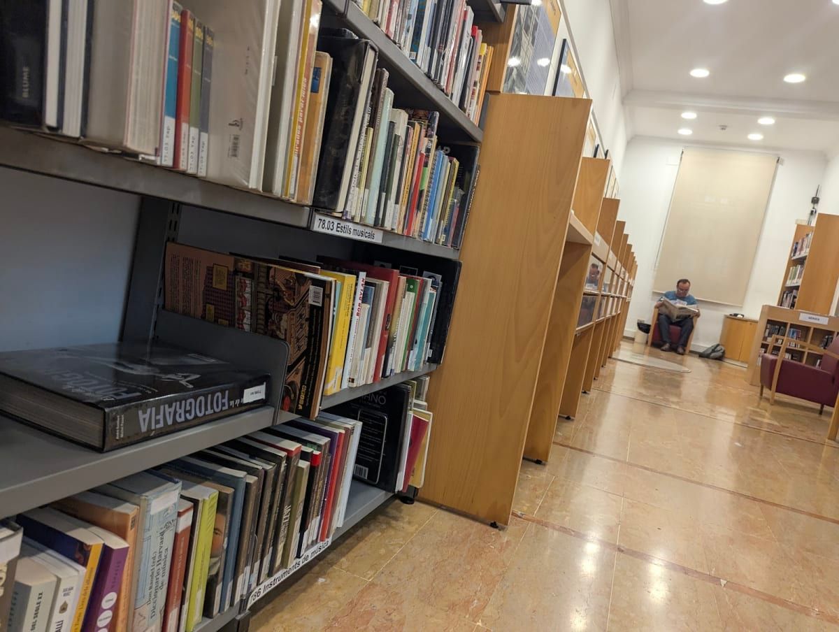 Biblioteca Poble-sec - Francesc Boix 3