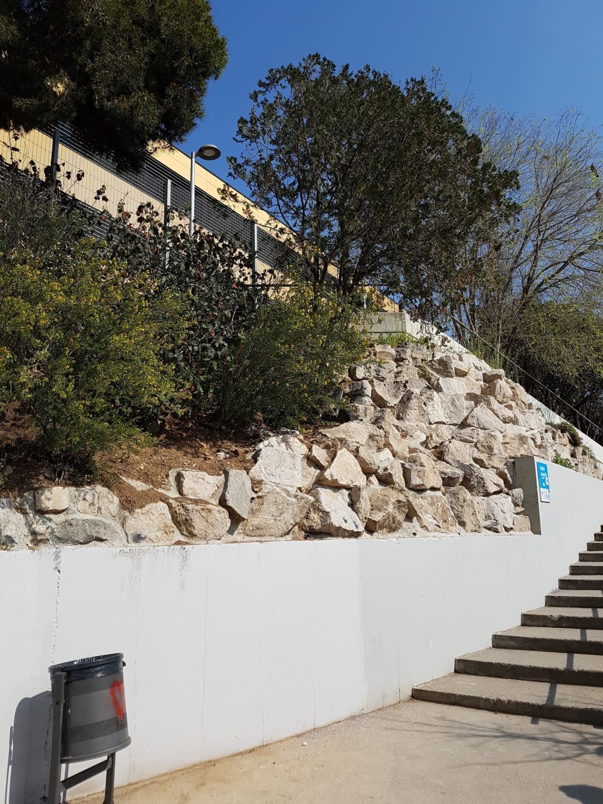 Institut Josep Pla 3