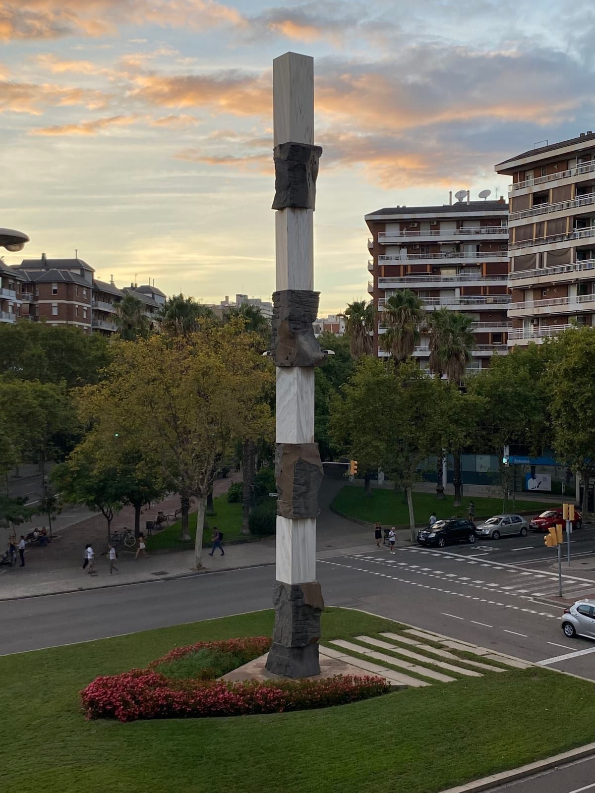 Monument a Josep Tarradellas 1