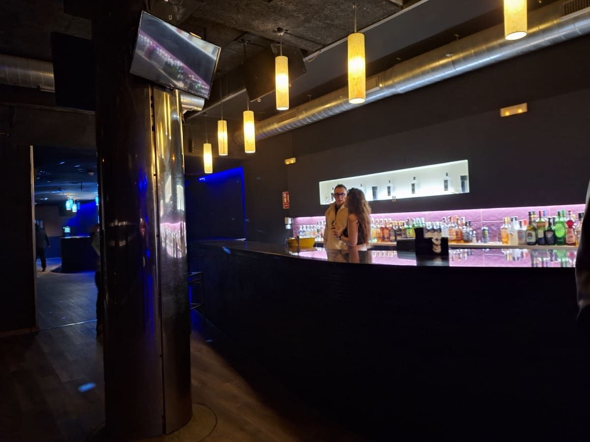 Sala Almo2bar 3