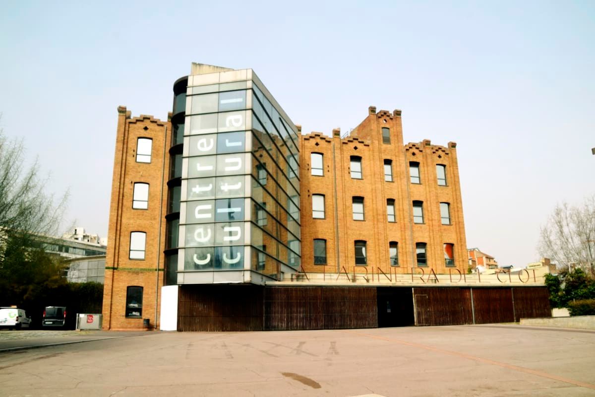 Centre Cultural La Farinera del Clot 1