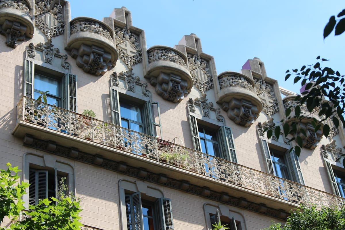 Casa Llorenç Camprubí 1