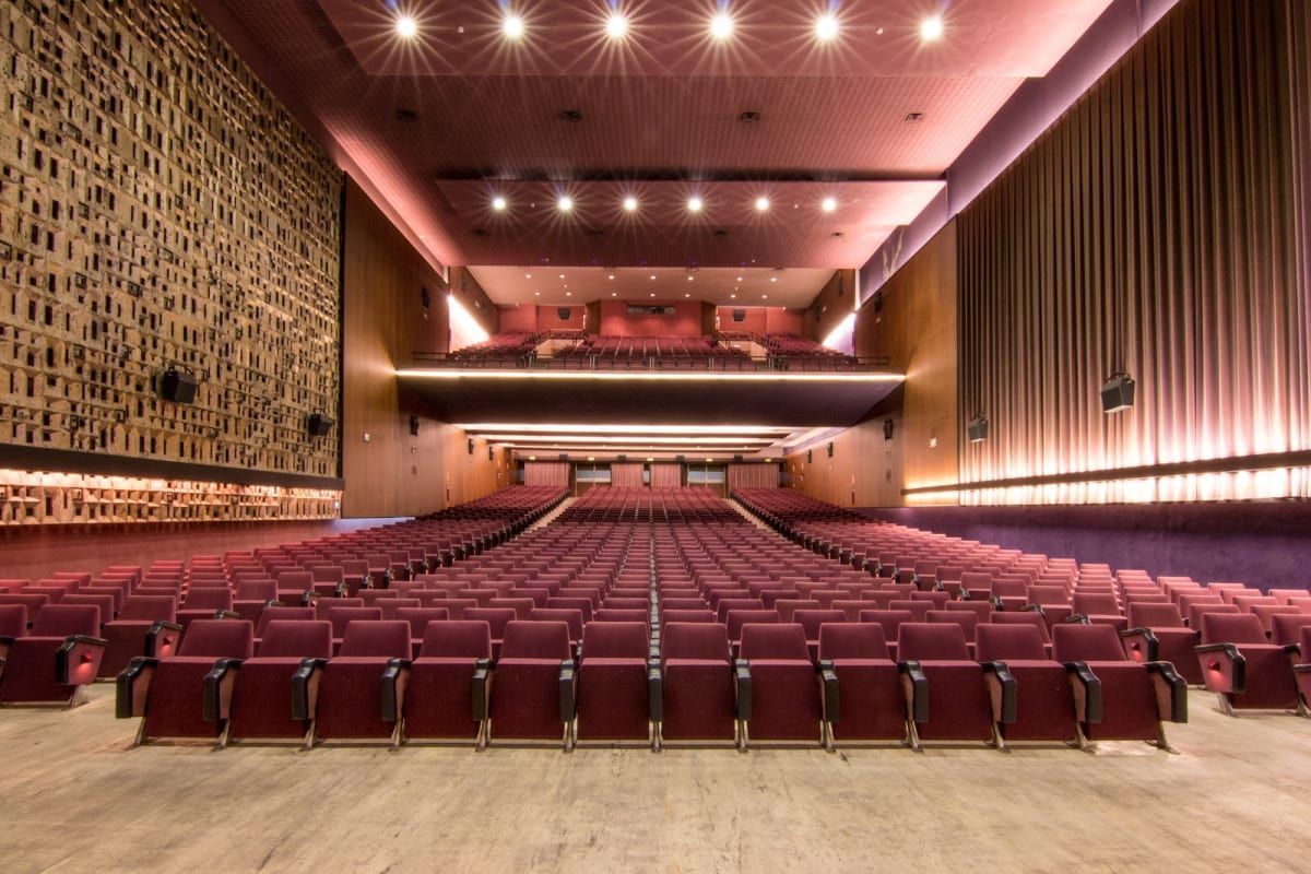 Cinema Mooby Aribau 1