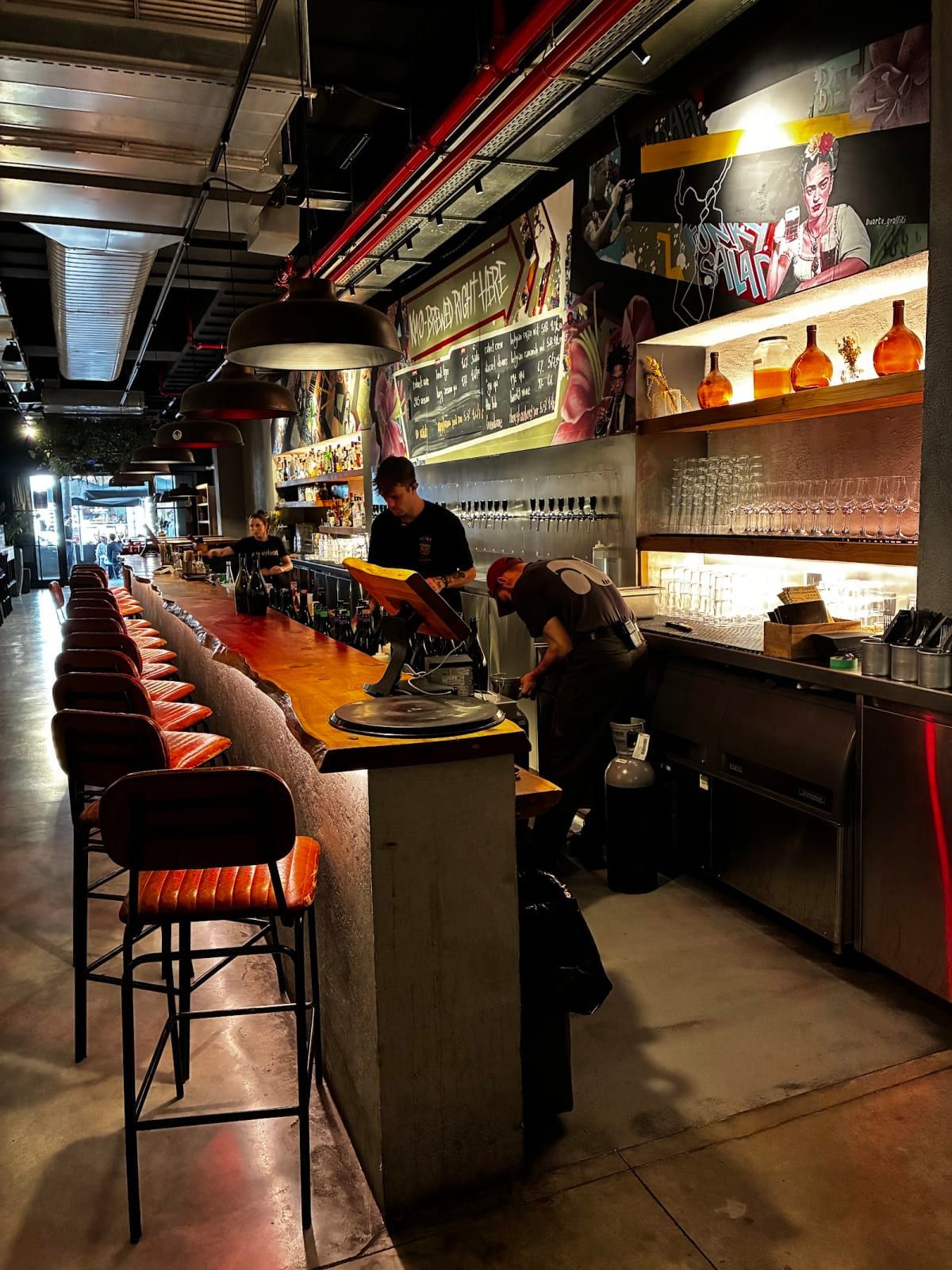 303 Audiophile Bar 3