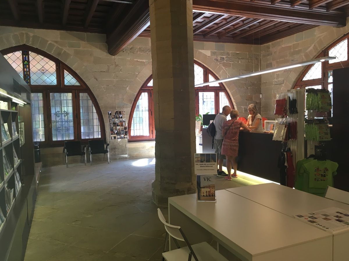 Inici: Oficina de Turisme de Vic 1